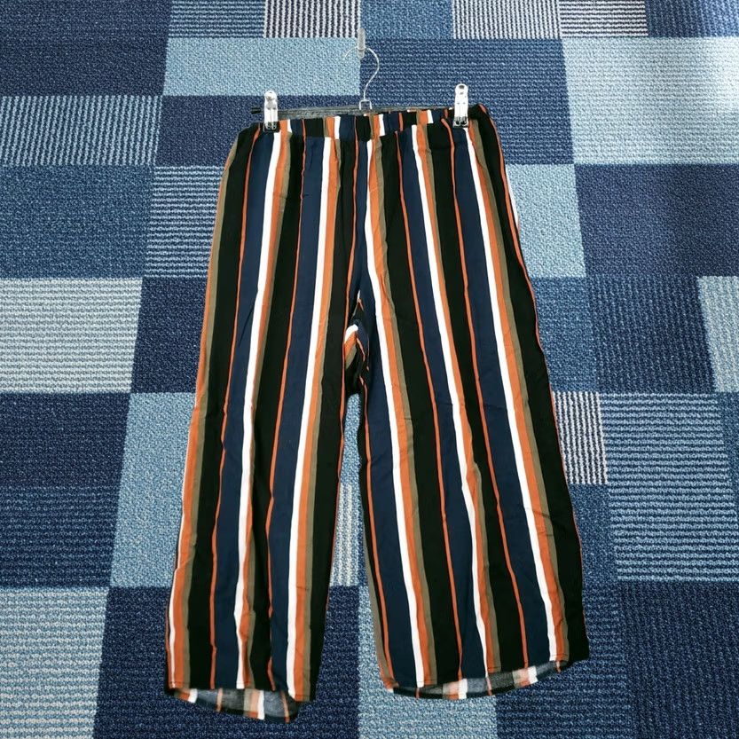 Vintage Rue21 Pants Striped Capri Wide-Leg Pull On Blue Small Womens XS? Size 28" / US 6 / IT 42 - 1 Thumbnail