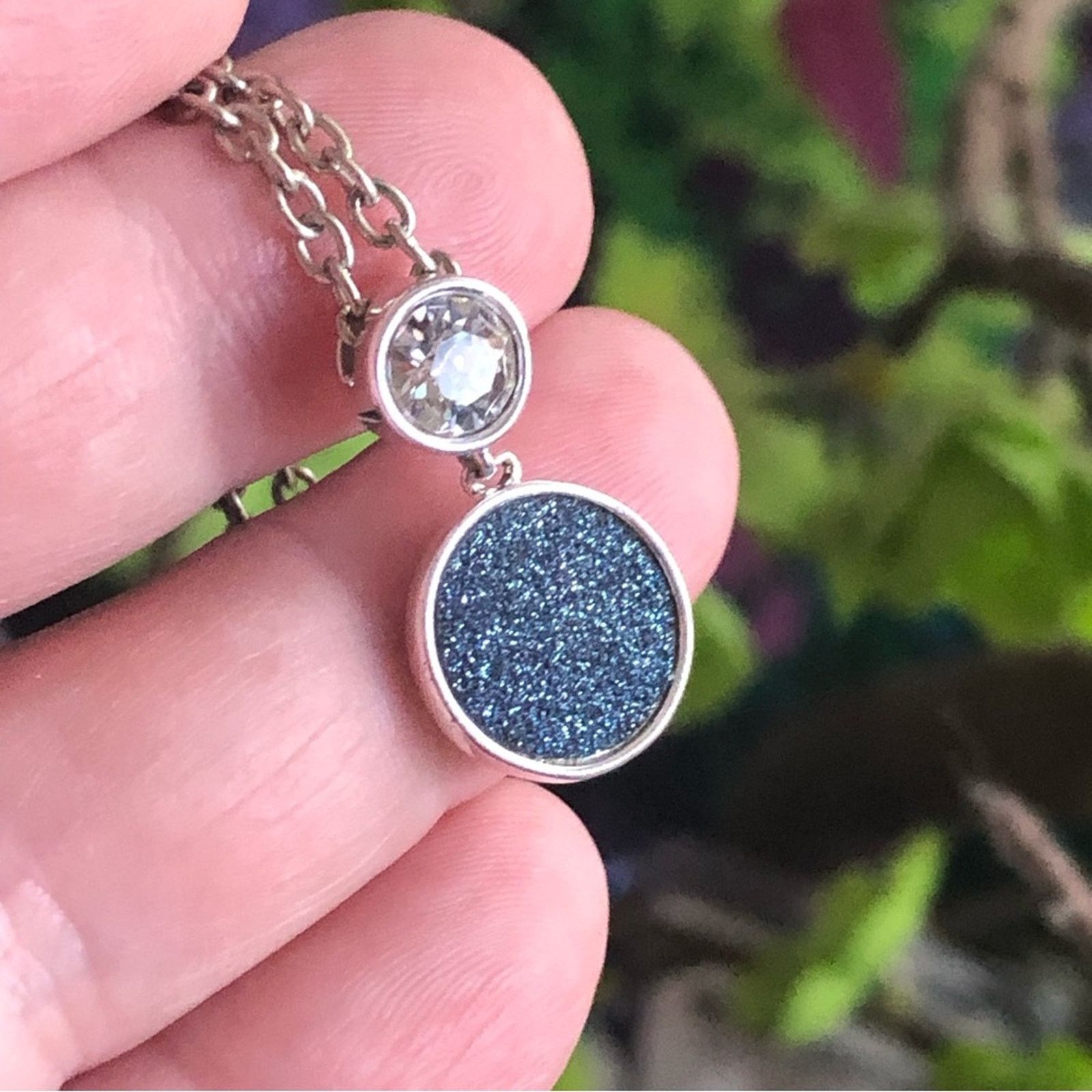 Jewelry Blue sparkle faux drusy pendant on chain necklace Size ONE SIZE - 2 Thumbnail