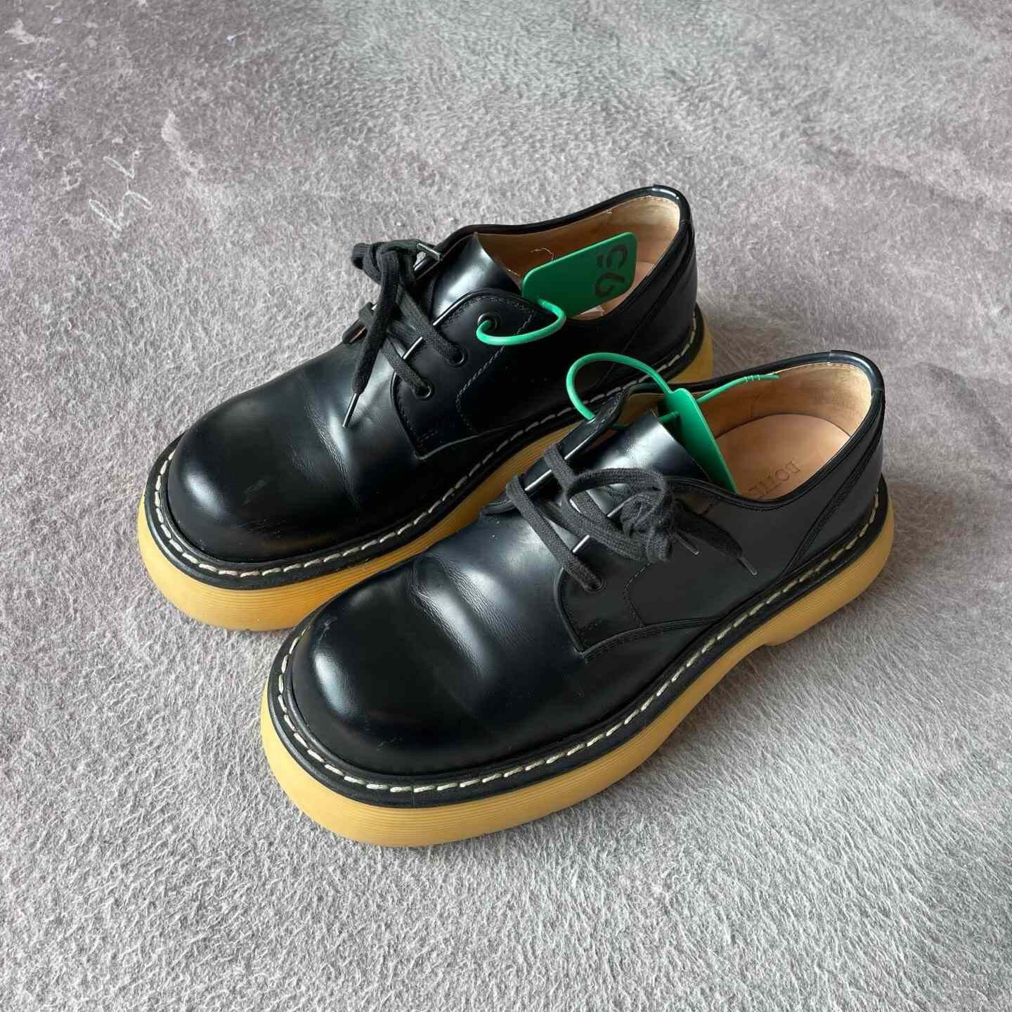 Nike Nike Black Lowtop Sneakers 40 Men Size US 7.5 / EU 40-41 - 1 Thumbnail