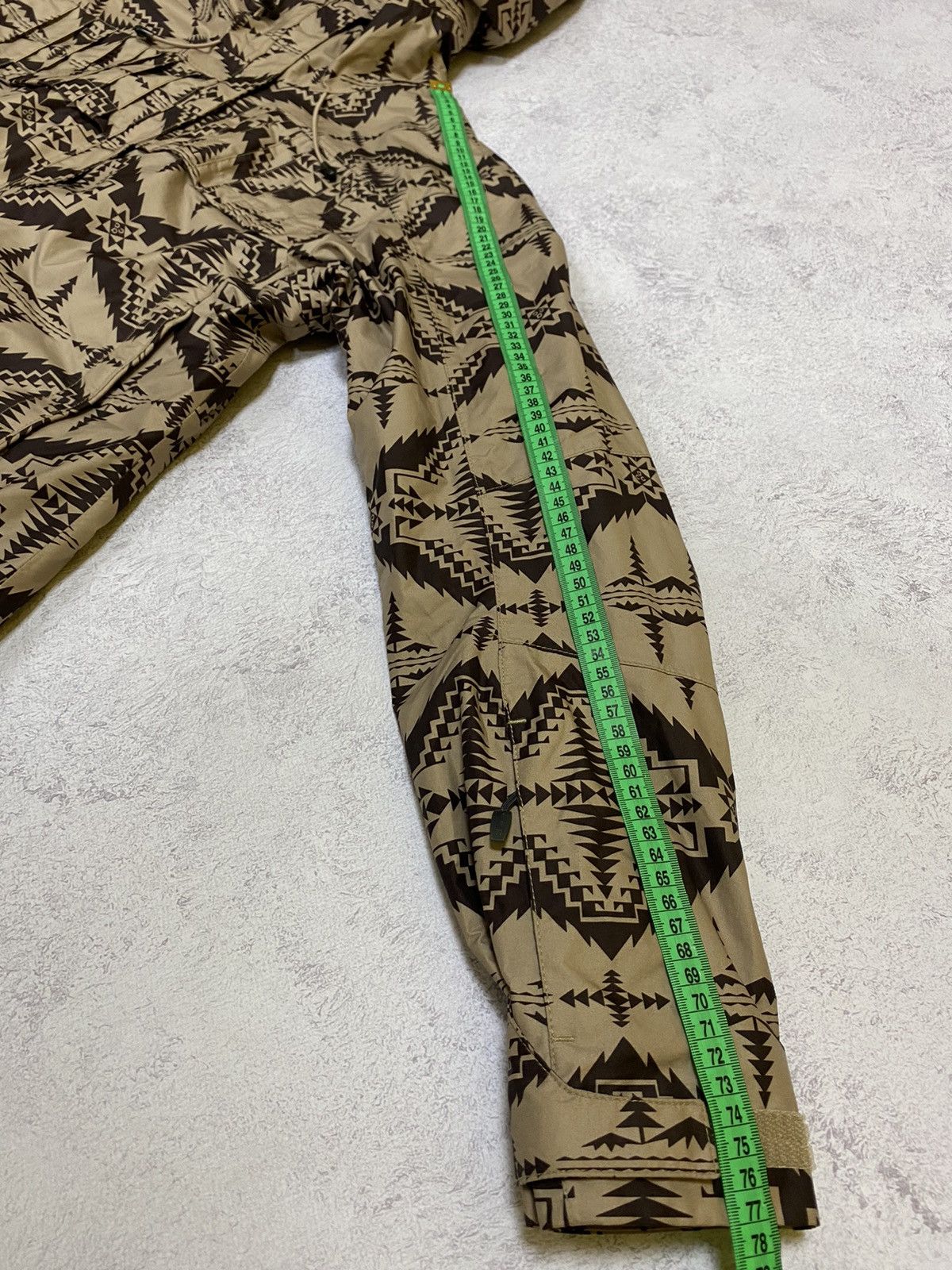 Nike Nike ACG Hooded Full Zip Ski Jacket Women's Aztec Print Size M / US 6-8 / IT 42-44 - 21 Thumbnail