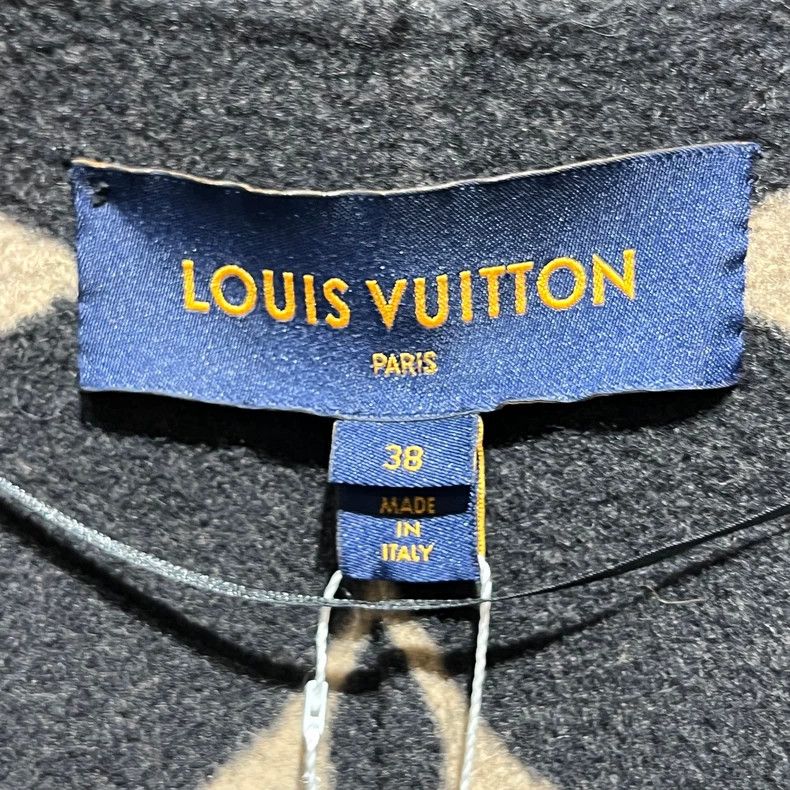 Louis Vuitton Louis Vuitton Dark milk tea big old flower full print coat Size XS / US 0-2 / IT 36-38 - 4 Thumbnail