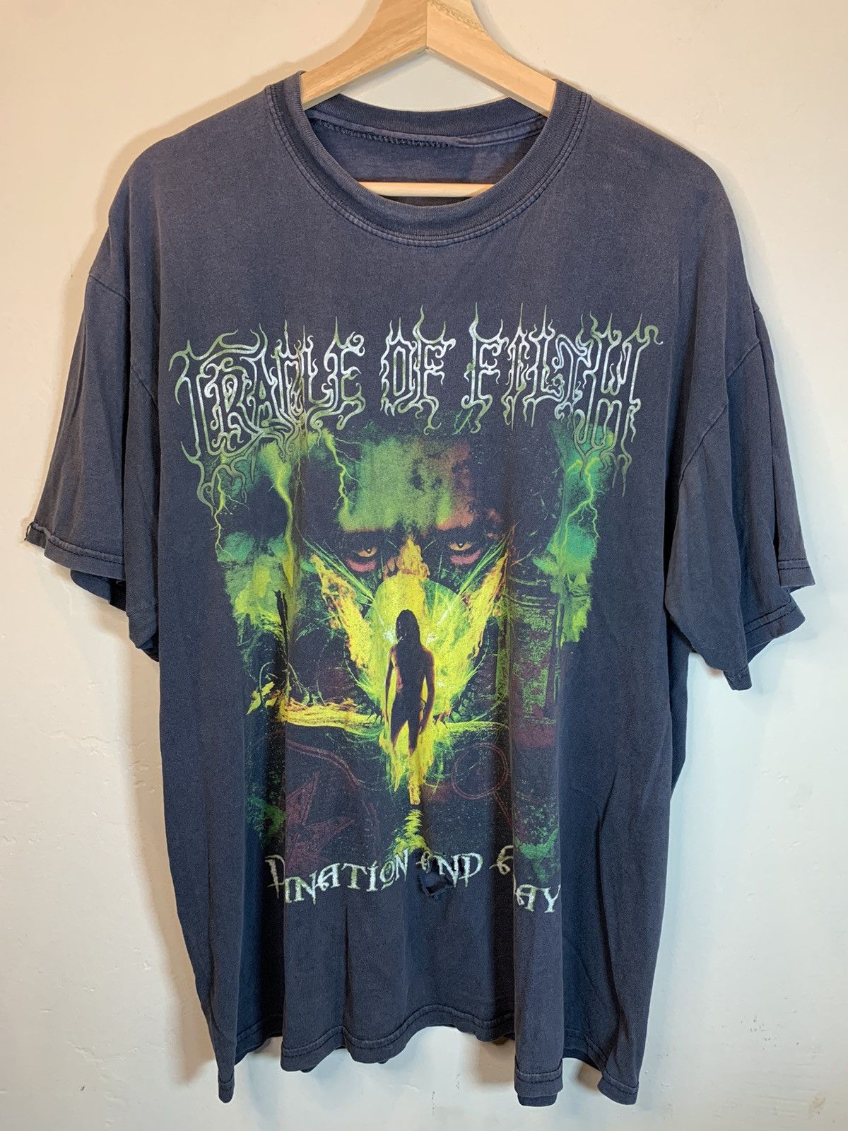 Band Tees *RARE* Vintage Cradle Of Filth Damnation And A Day T-Shirt Size US XL / EU 56 / 4 - 1 Thumbnail