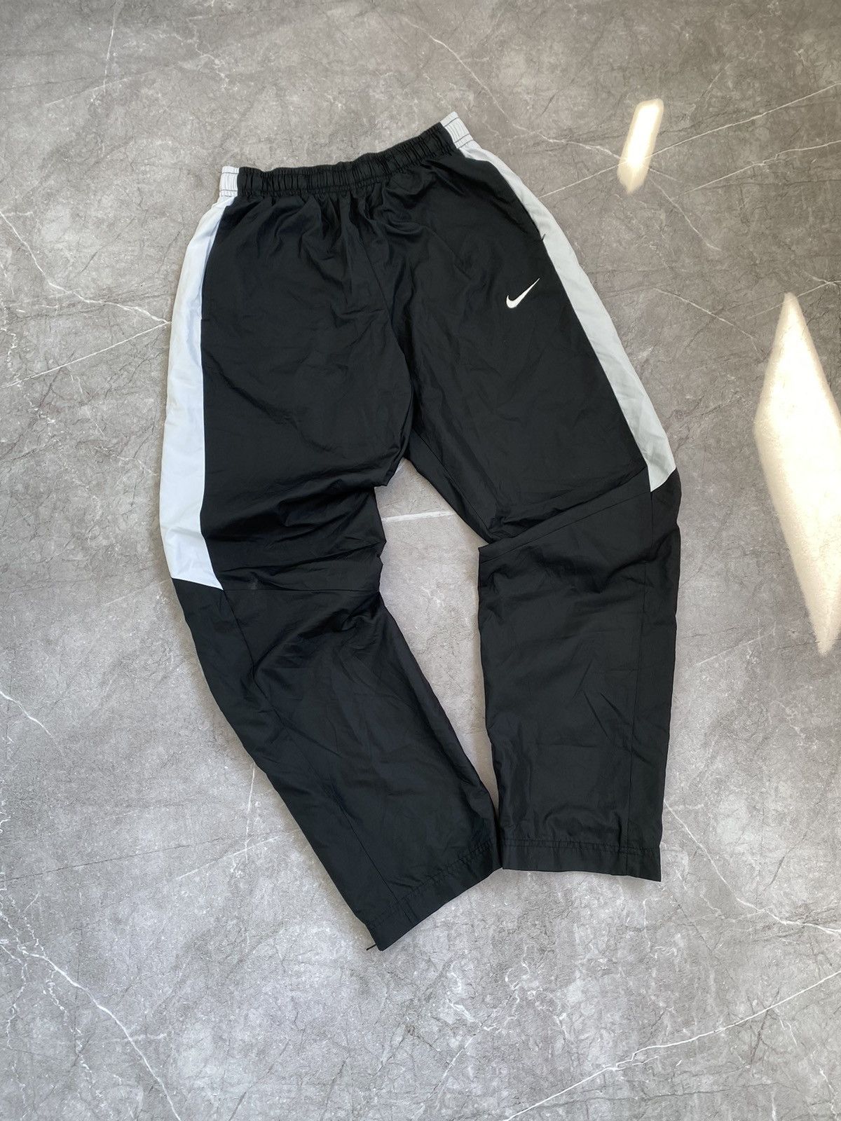 Nike Vintage Y2K Nike Nylon Baggy Drill Swoosh Oversized Pants Size US 31 - 1 Thumbnail