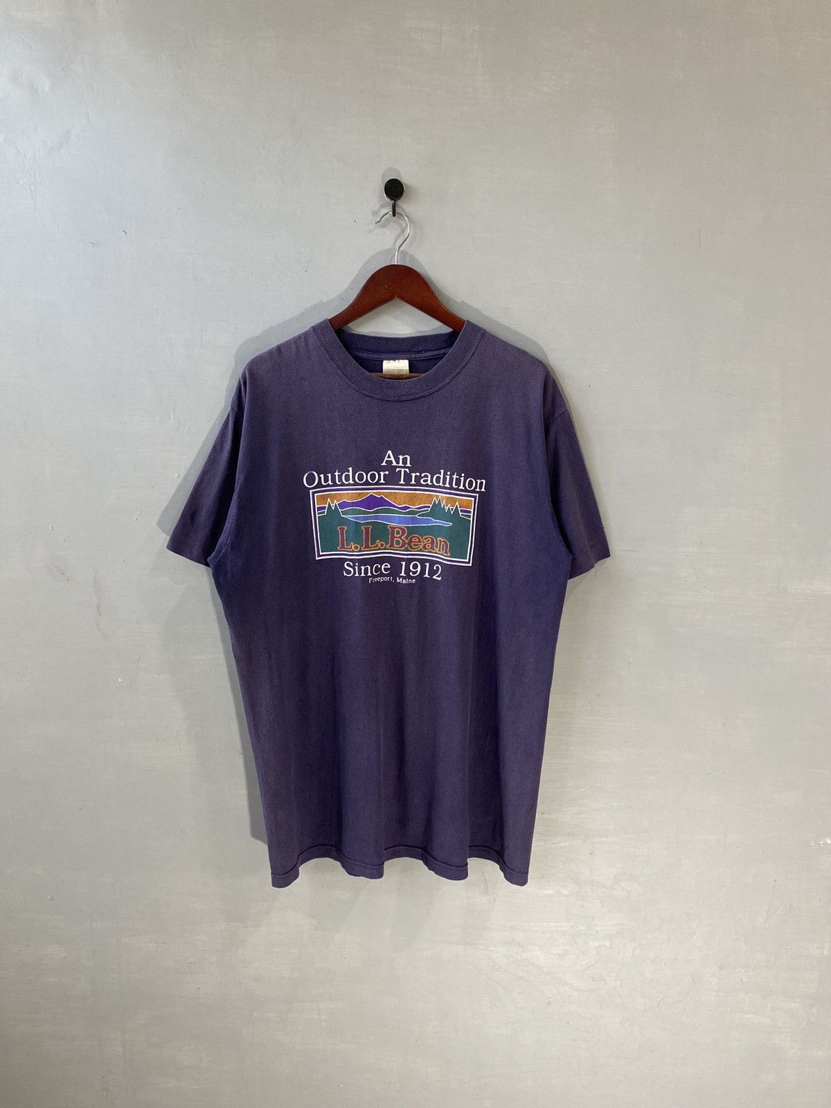 LL Bean Vintage T-shirt Free Shipping
