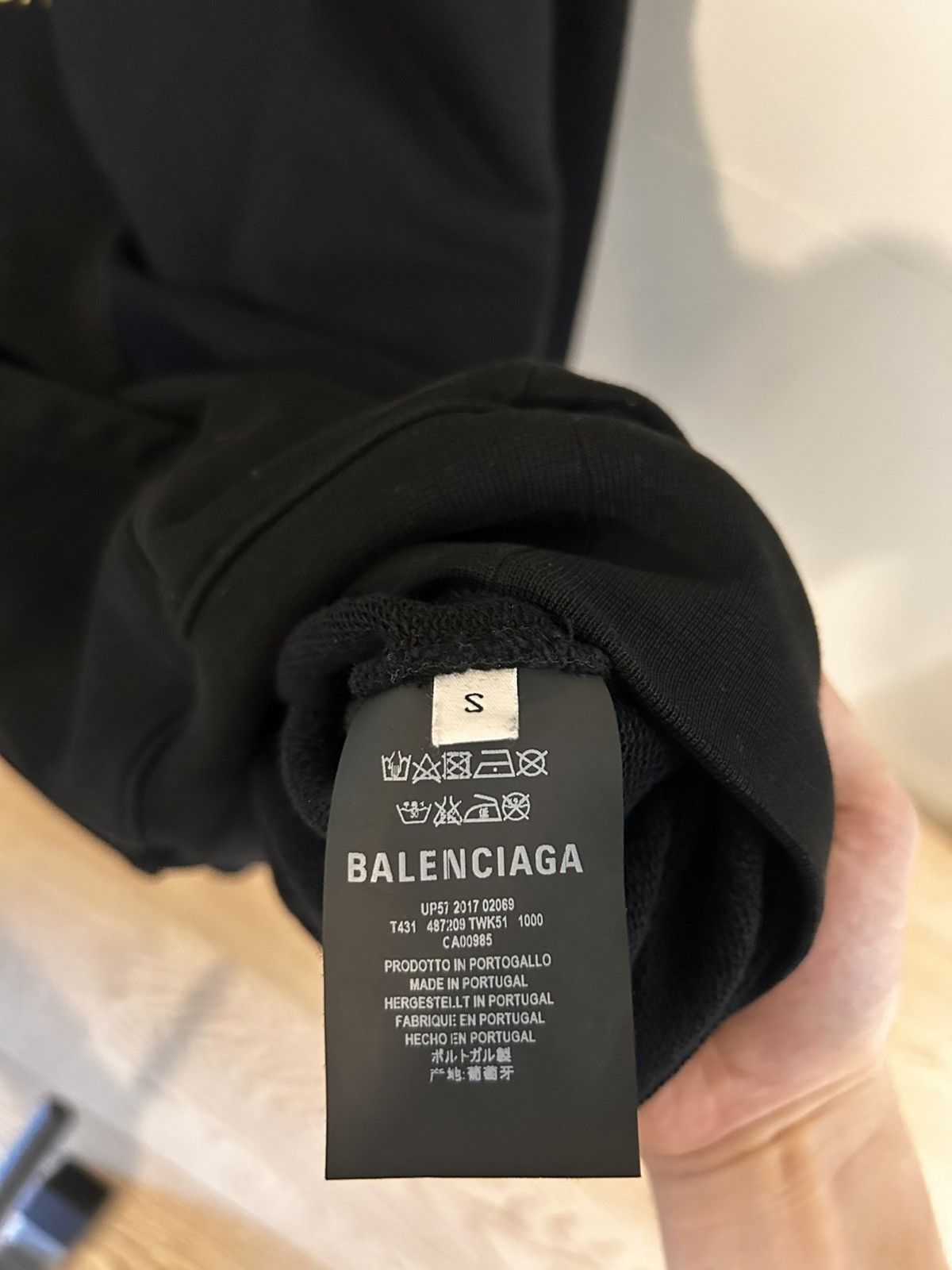 Balenciaga Balenciaga Sinners Hoodie Size US S / EU 44-46 / 1 - 4 Thumbnail