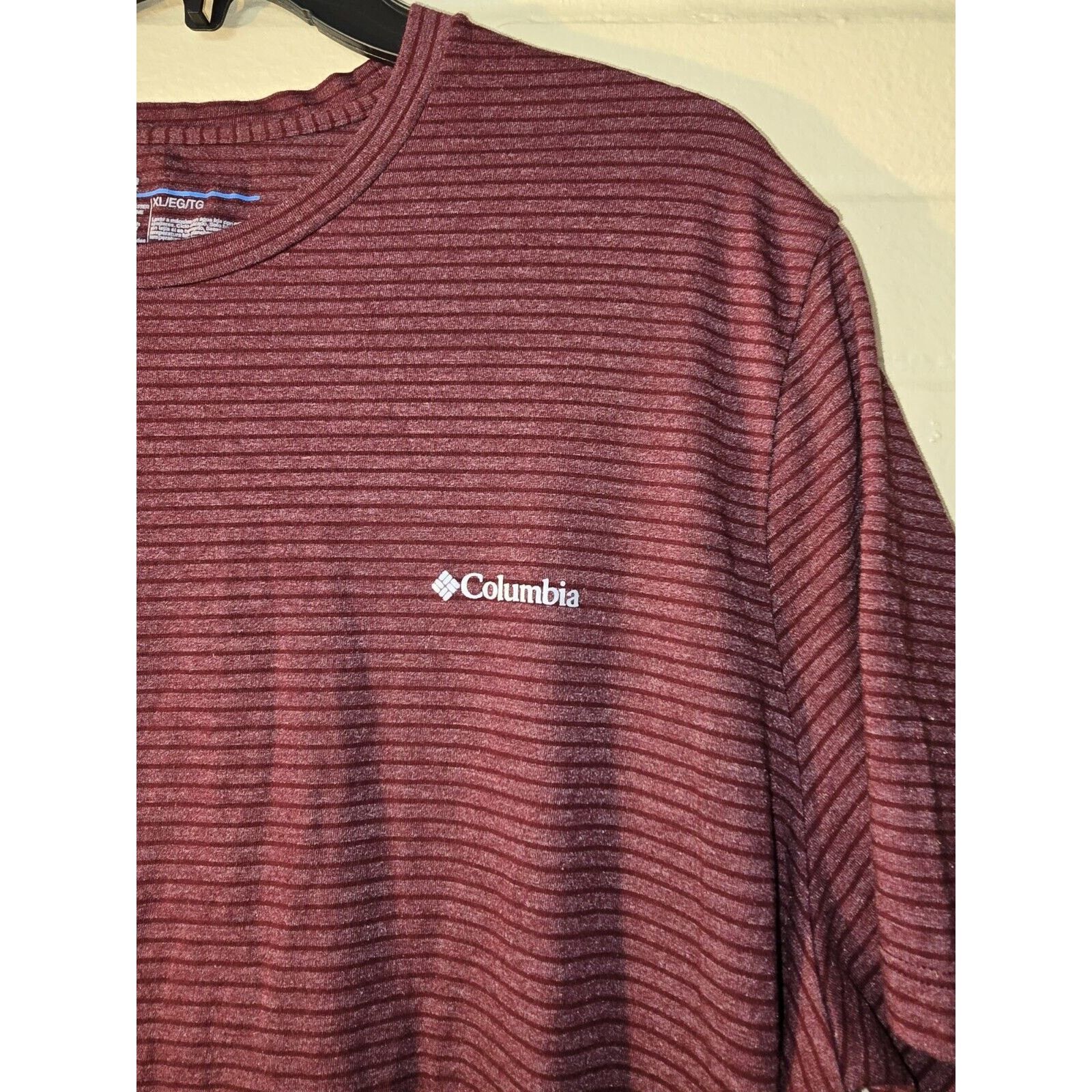 Columbia Columbia Maroon Striped Short Sleeve T Shirt Mens Size XL Size US XL / EU 56 / 4 - 2 Thumbnail