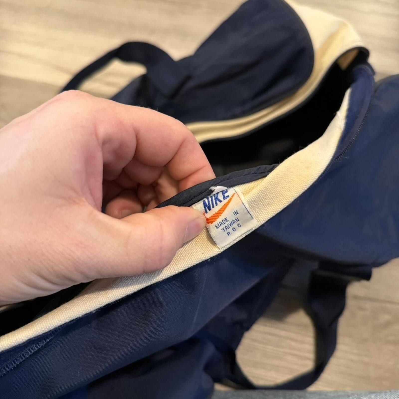 Nike Vintage Nike duffle bag 70s OS Size ONE SIZE - 5 Thumbnail
