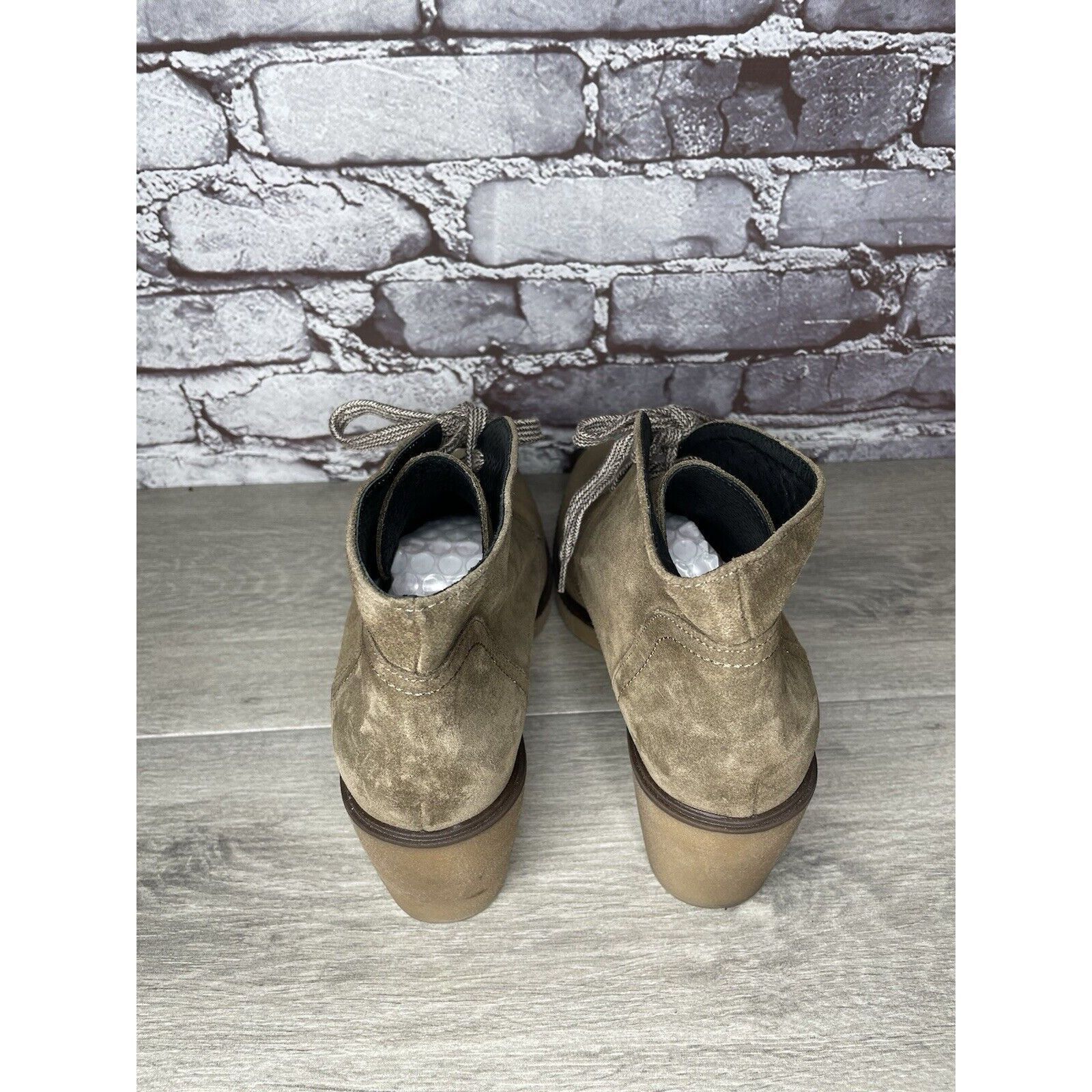 Other TONI PONS Winter Taupe Suede Ankle High Top Lace Heel Bootie Size US 10.5 / IT 40.5 - 5 Thumbnail