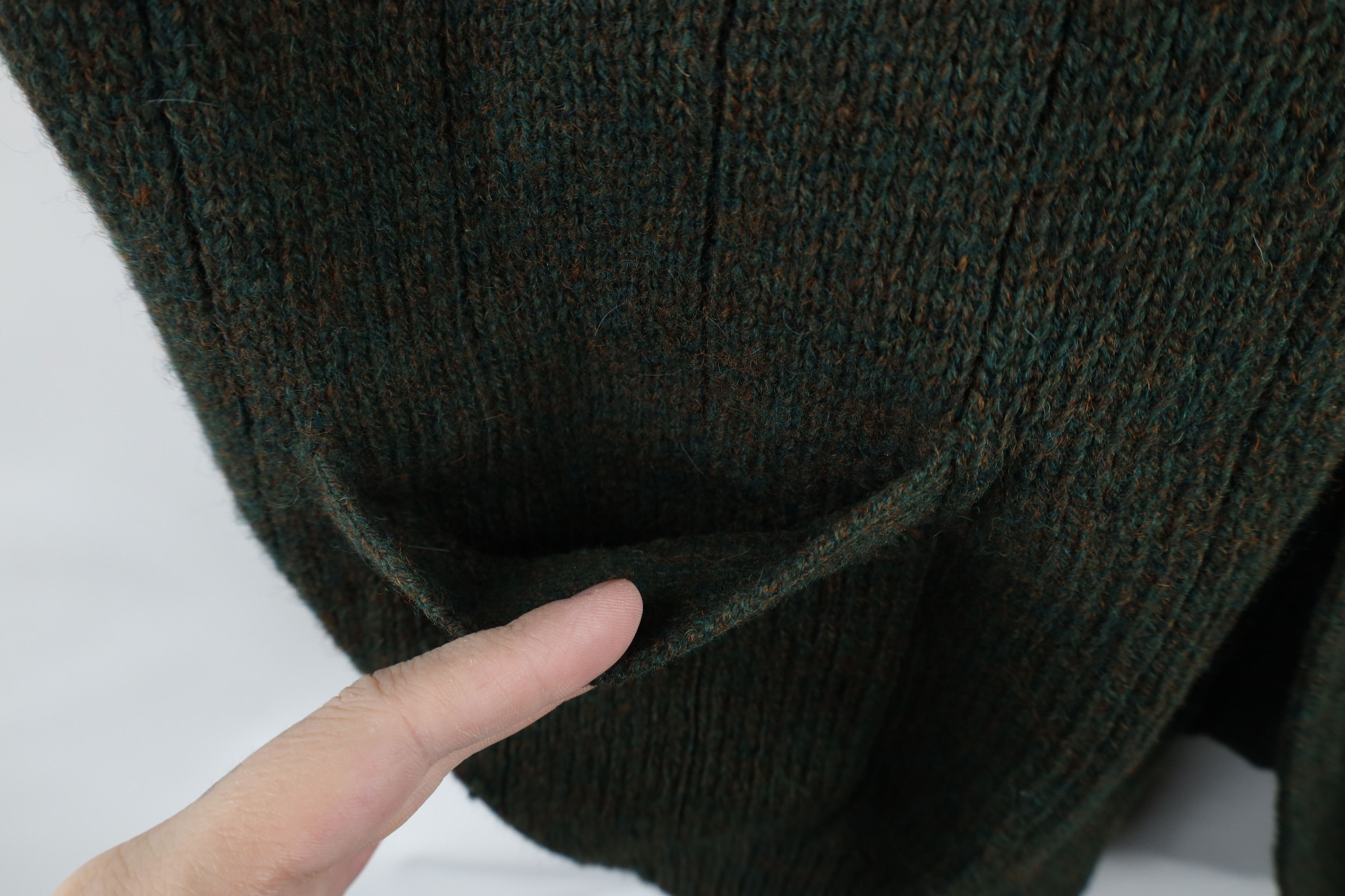 Vintage Vintage 90s Streetwear Wool Knit Cardigan Sweater Vest Green Size US XL / EU 56 / 4 - 4 Thumbnail