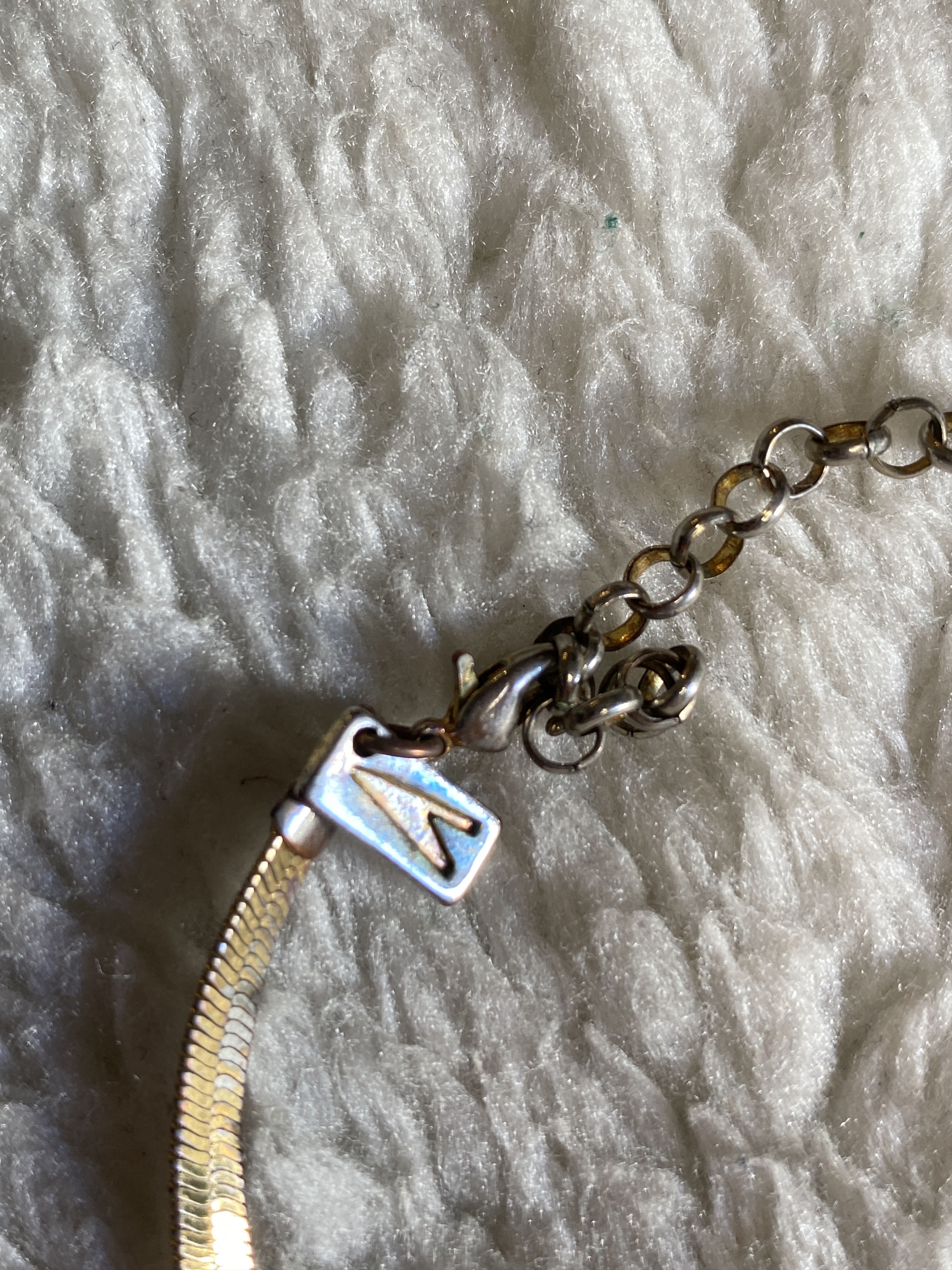Other Lot of 5 Gold Tone Necklaces - Chain Pendant Choker Bundle Size ONE SIZE - 10 Thumbnail