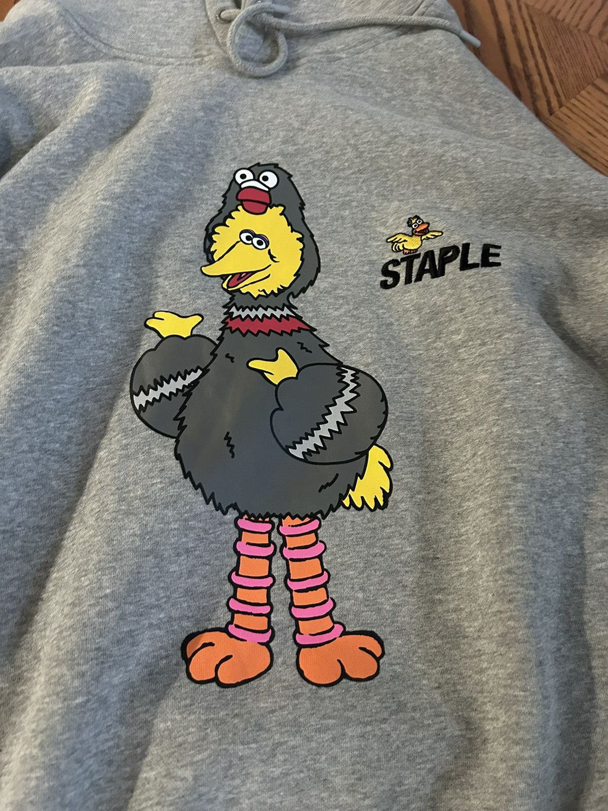 Staple XXL Staple x Sesame Street Big Bird in Pigeon Costume Hoodie Size US XXL / EU 58 / 5 - 2 Thumbnail