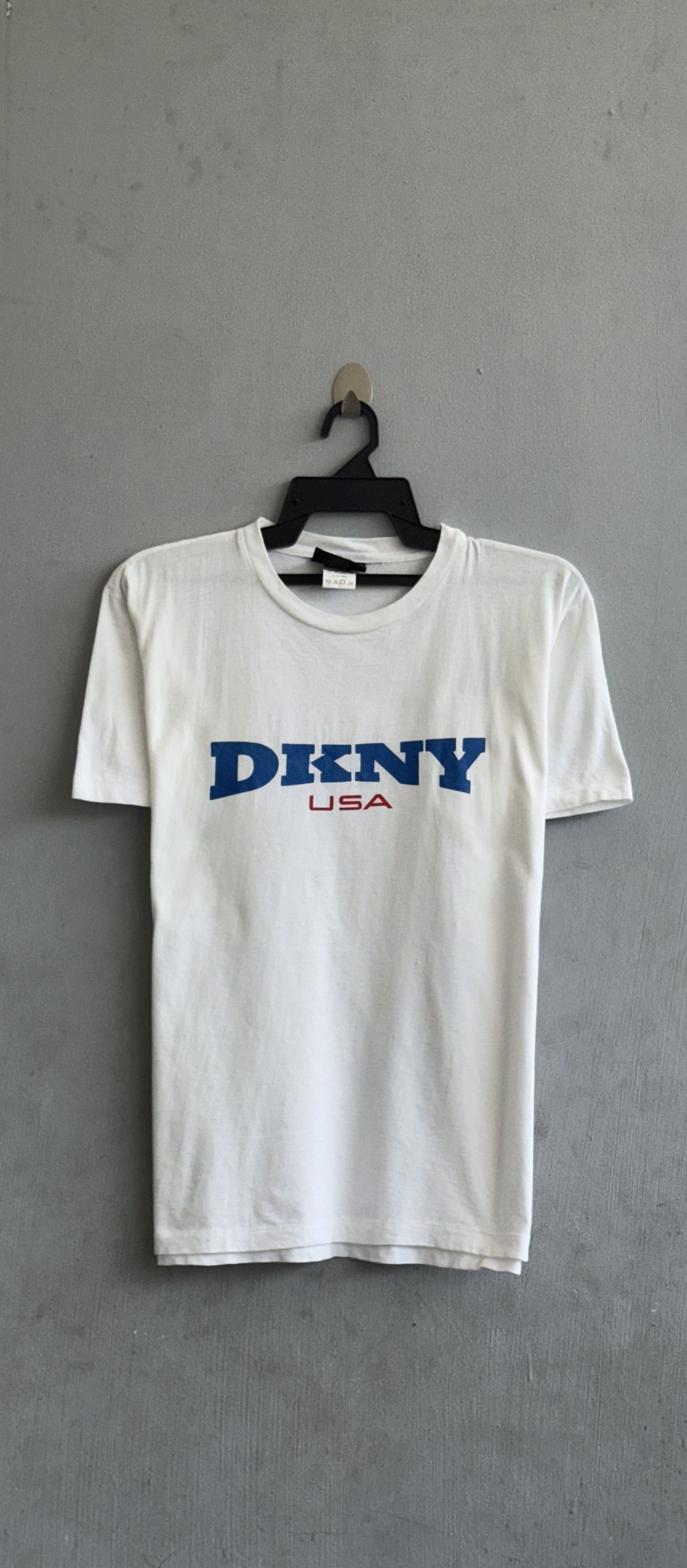 DKNY DKNY Vintage T-Shirt Size US M / EU 48-50 / 2 - 1 Thumbnail