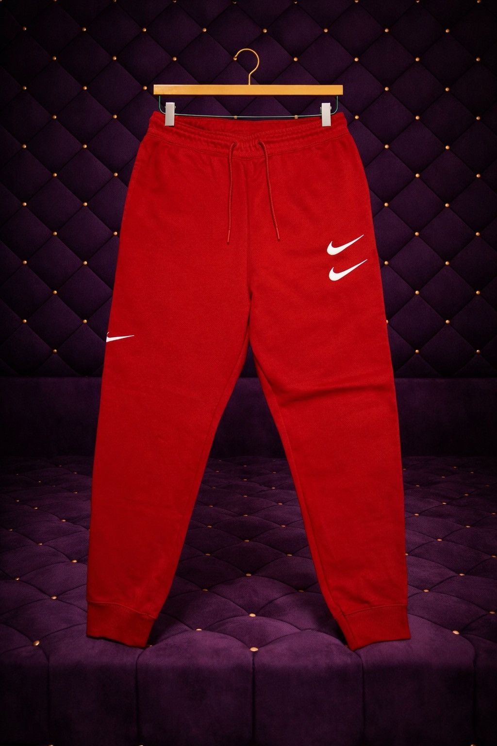 Nike NIKE SWOOSH LOGO JOGGER SWEATPANTS Size US 32 / EU 48 - 1 Preview