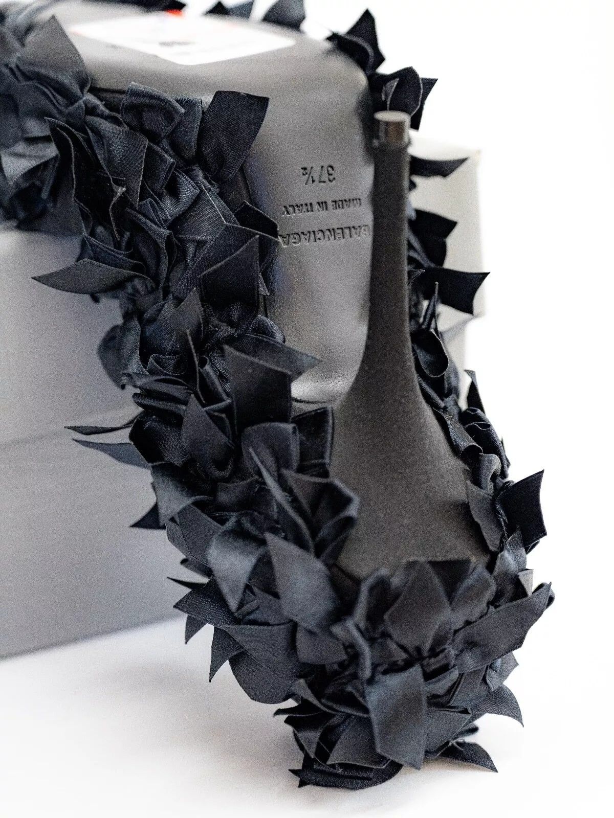 Balenciaga Balenciaga Marie Antoinette Knife Black Satin Bow Pumps Heel Size US 7.5 / IT 37.5 - 15 Thumbnail