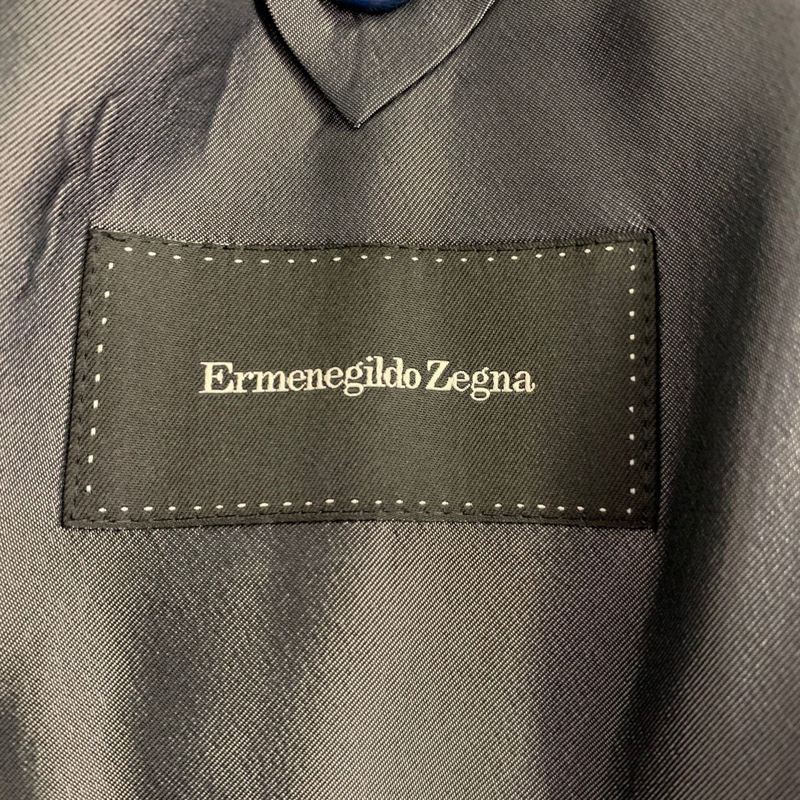 Size 46 Grey White Window Pane Wool Notch Lapel Suit