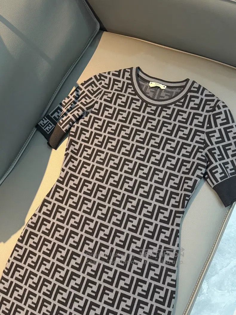 Fendi Fendi Midi Dresses Size XS / US 0-2 / IT 36-38 - 1 Thumbnail