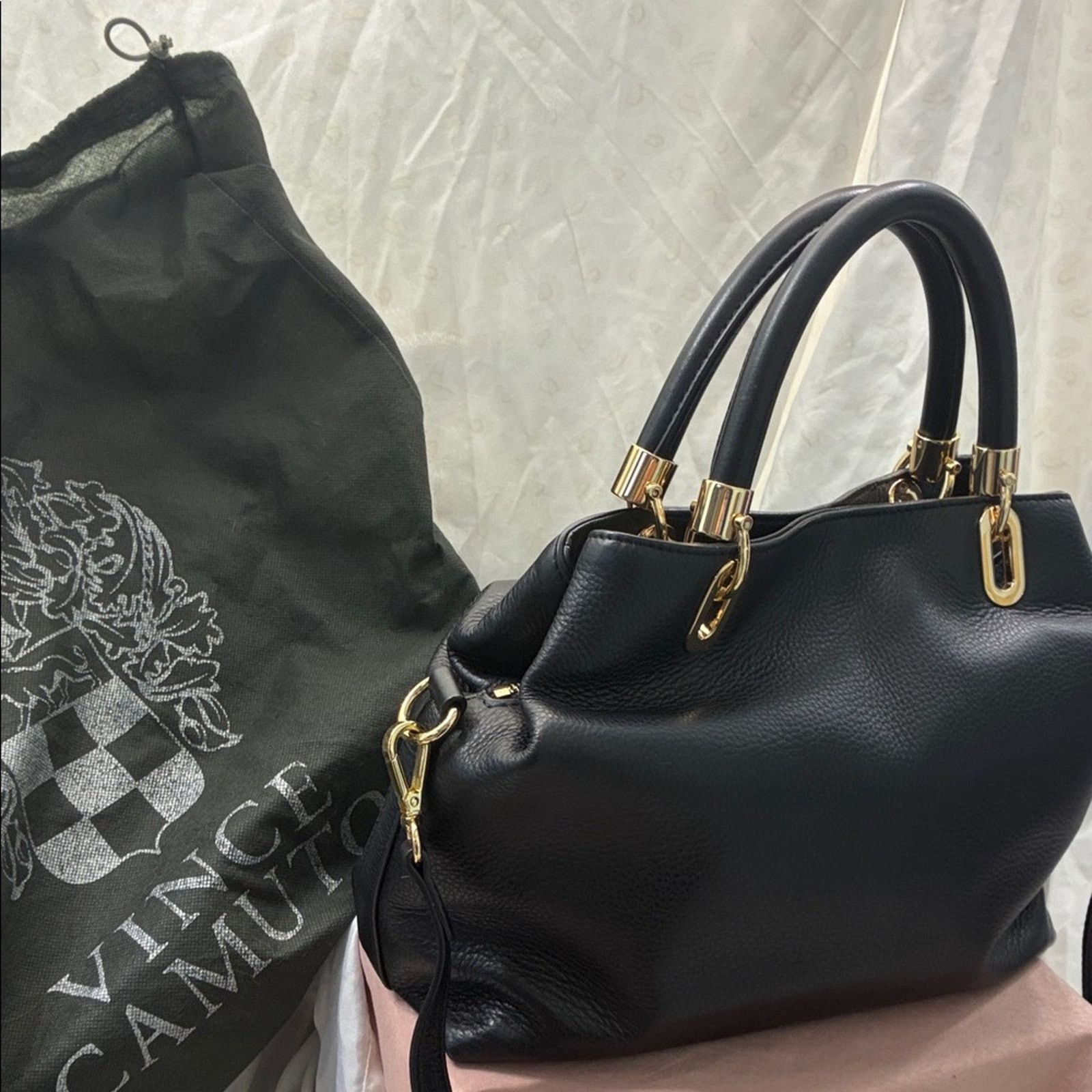 Vince Camuto New Vince Camuto Black Leather Handbag with Gold Hardware Size ONE SIZE - 8 Thumbnail