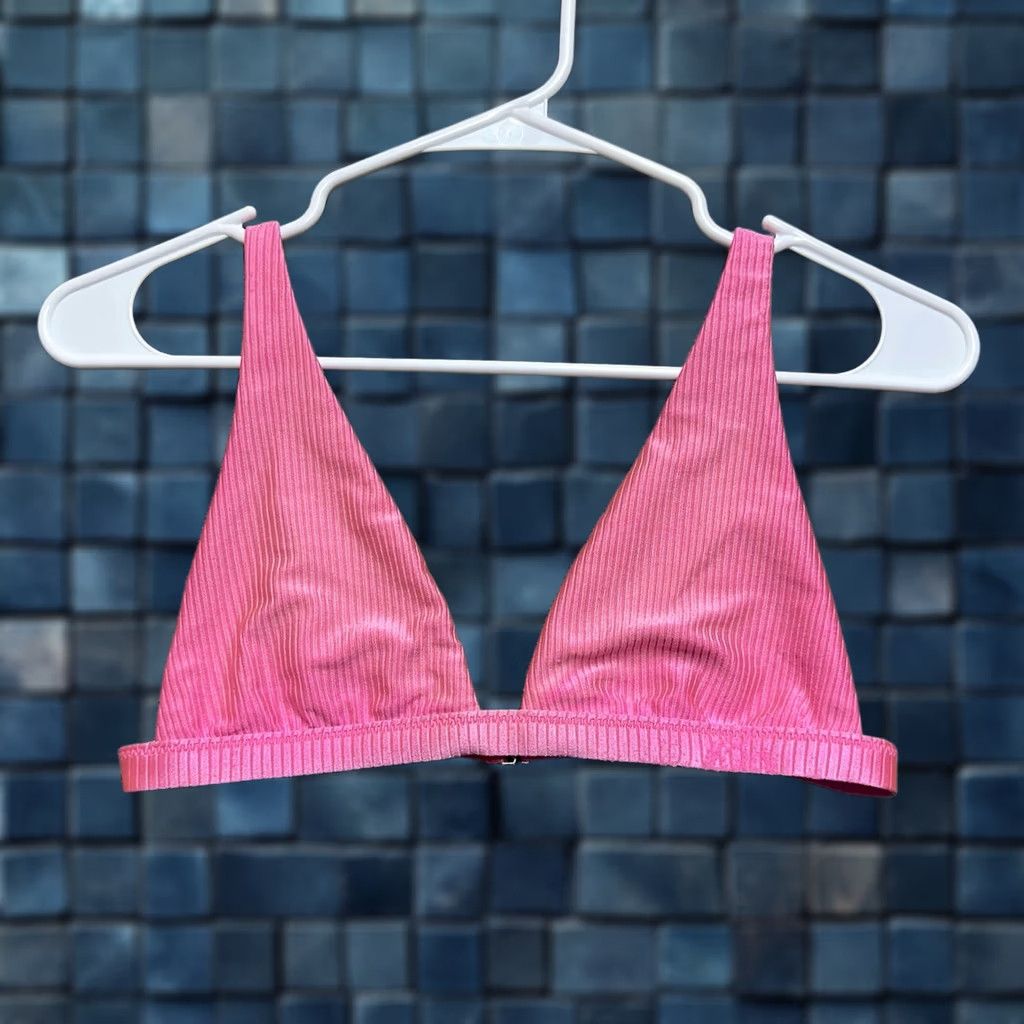 Vintage Aerie American Eagle Bikini Top Womens XS Pink Ribbed Shine Triangle Size XS / US 0-2 / IT 36-38 - 1 Thumbnail