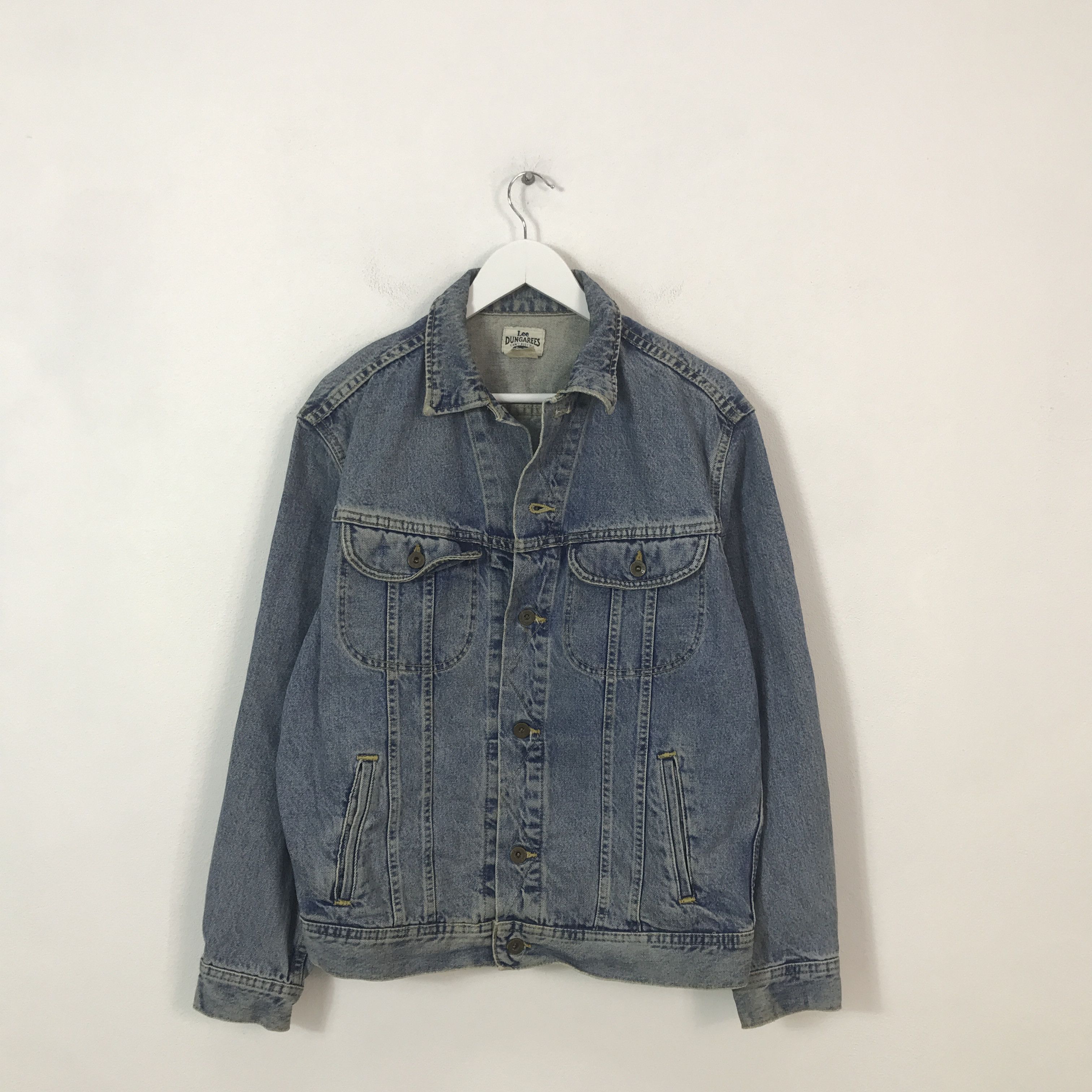 Lee vintage 90s Lee dungarees tracker denim jacket Size US L / EU 52-54 / 3 - 1 Thumbnail