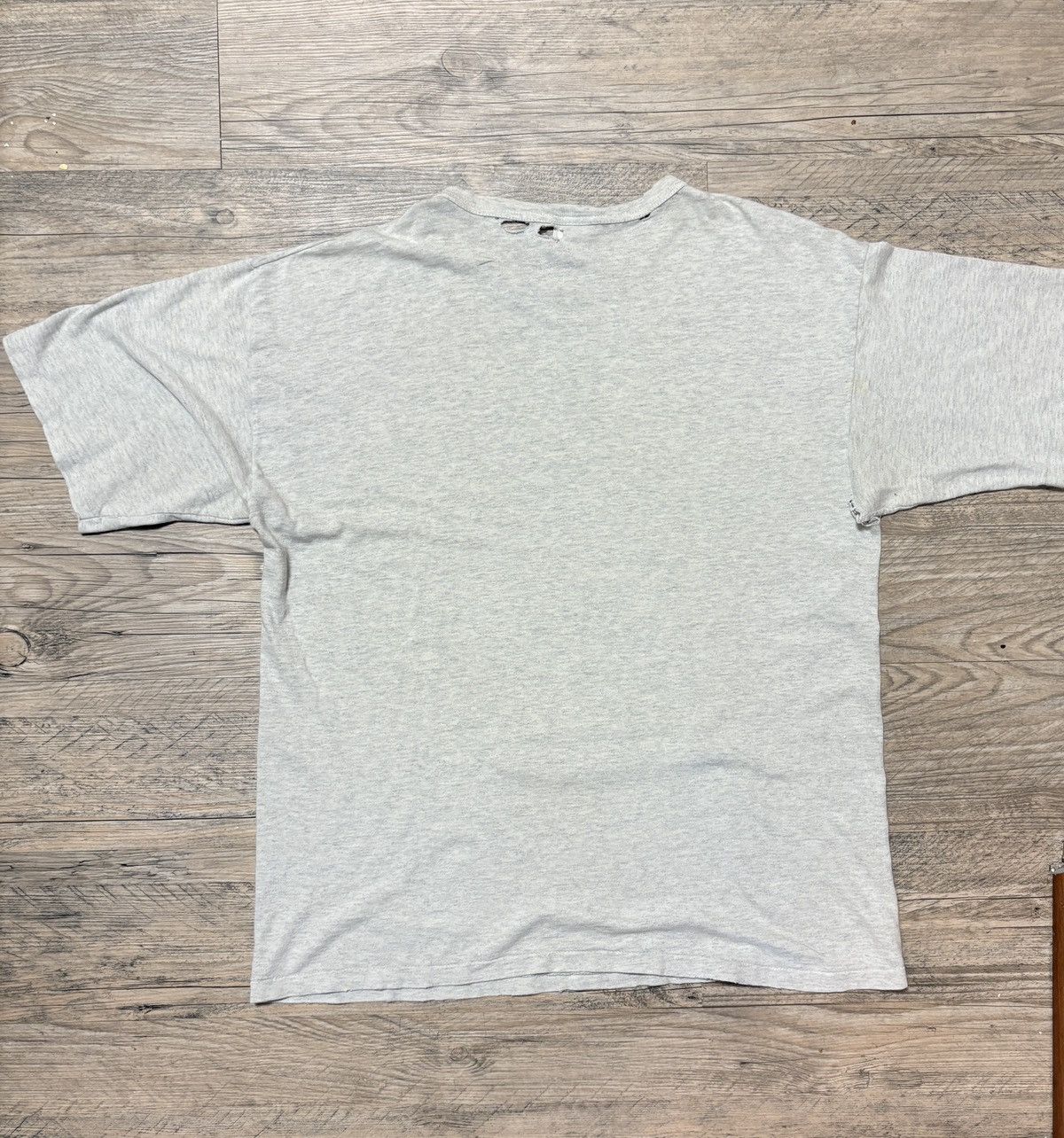 Vintage Vintage thrashed 1994 Miami Dolphins Tee Size US XL / EU 56 / 4 - 5 Thumbnail