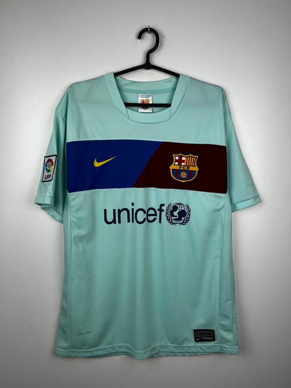 Nike × Vintage Barcelona Messi replica t-shirts size L Size US L / EU 52-54 / 3 - 1 Thumbnail