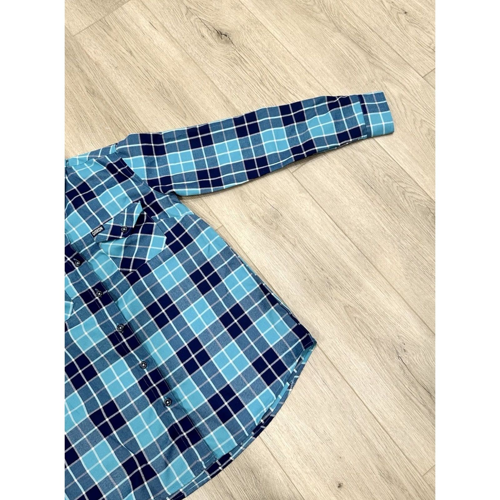 Vintage Dixxon Flannel Company Shirt Womens Large Blue Plaid Button Down Flannel Size L / US 10 / IT 46 - 2 Thumbnail