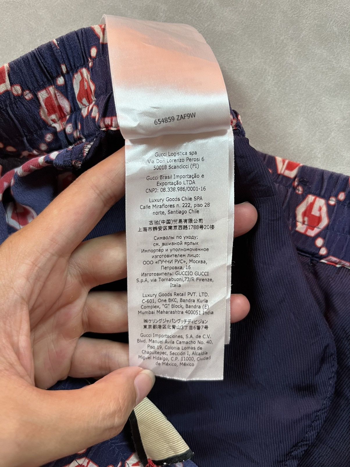 Gucci Gucci monogram nylon short pants Size US 31 - 13 Thumbnail