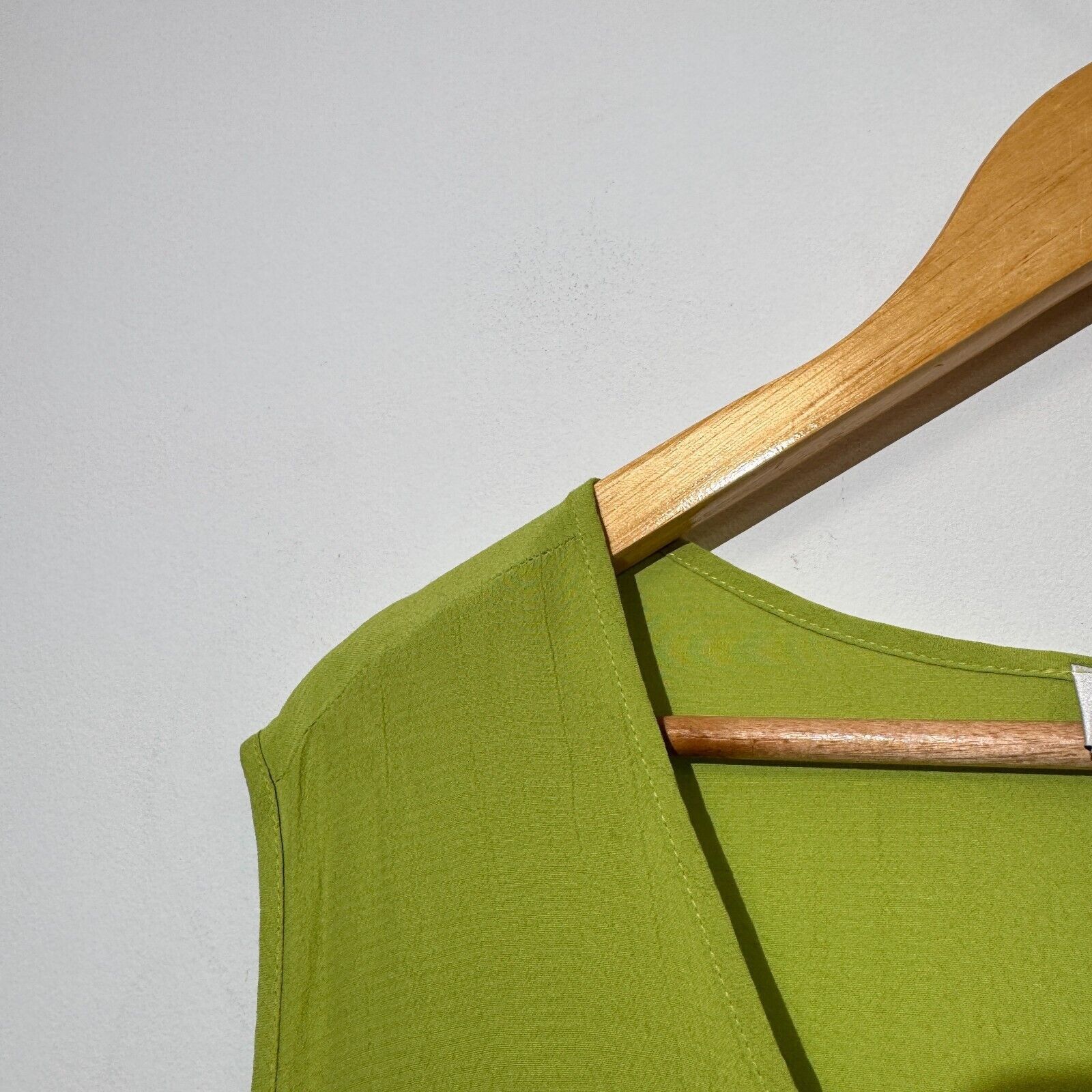Givenchy × Vintage Vintage Givenchy Unisex Green Viscose Dress Size 18W Size L / US 10 / IT 46 - 7 Thumbnail