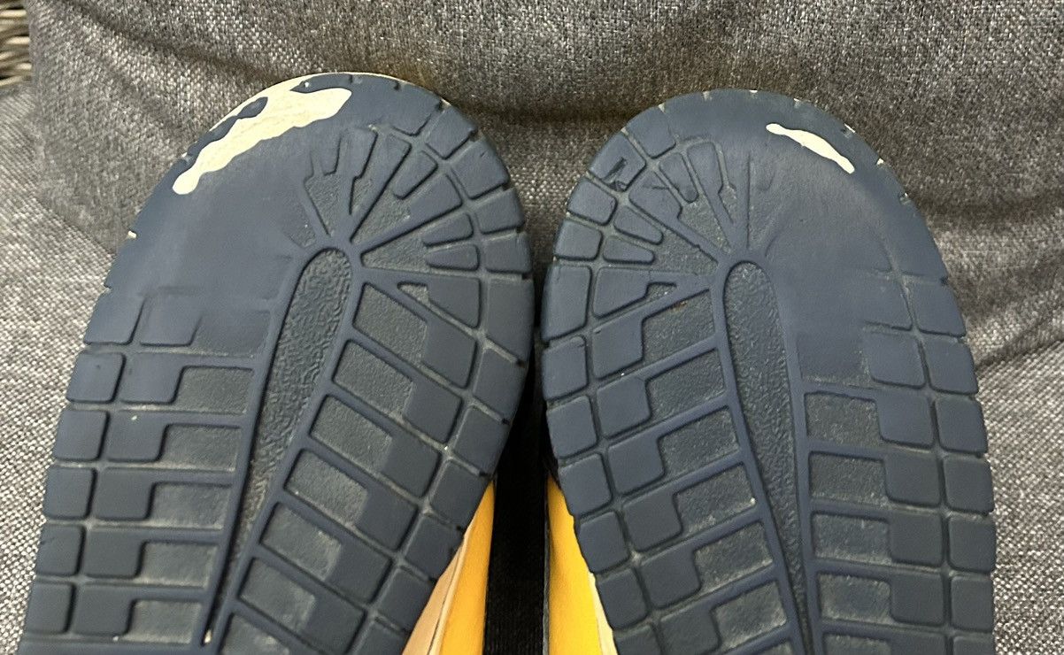 Nike × Vintage Vintage 2003 Nike Dunk High Michigan Size US 10 / EU 43 - 16 Thumbnail