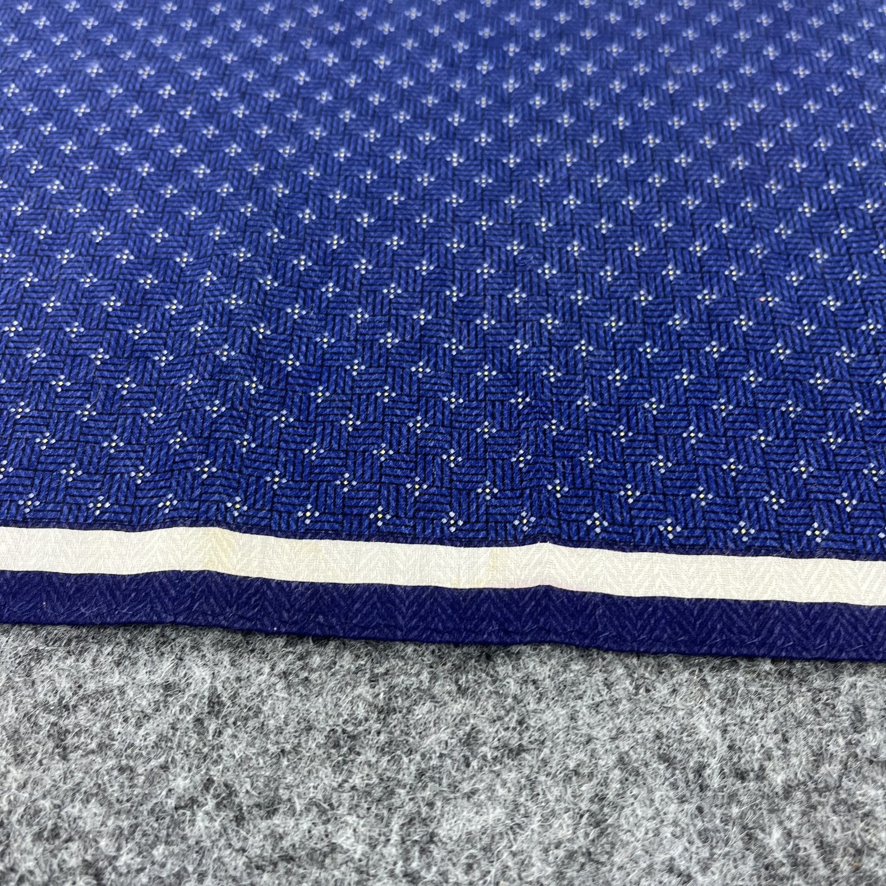 Alfred Dunhill Dunhill Handkerchief / Bandana / Neckerchief B1571 Size ONE SIZE - 7 Thumbnail