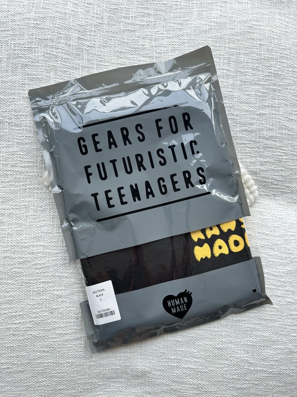 Human Made × Kaws Kaws Made Graphic T-Shirt Size US S / EU 44-46 / 1 - 3 Thumbnail