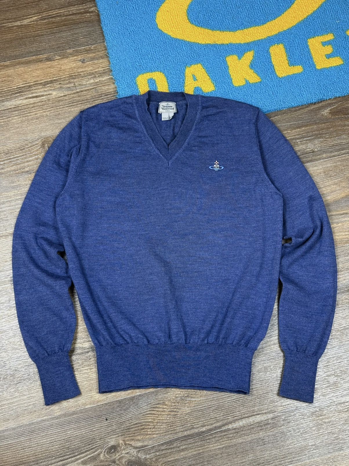 Vivienne Westwood Vivienne Westwood Blue Wool V Neck Sweater Size US S / EU 44-46 / 1 - 1 Thumbnail