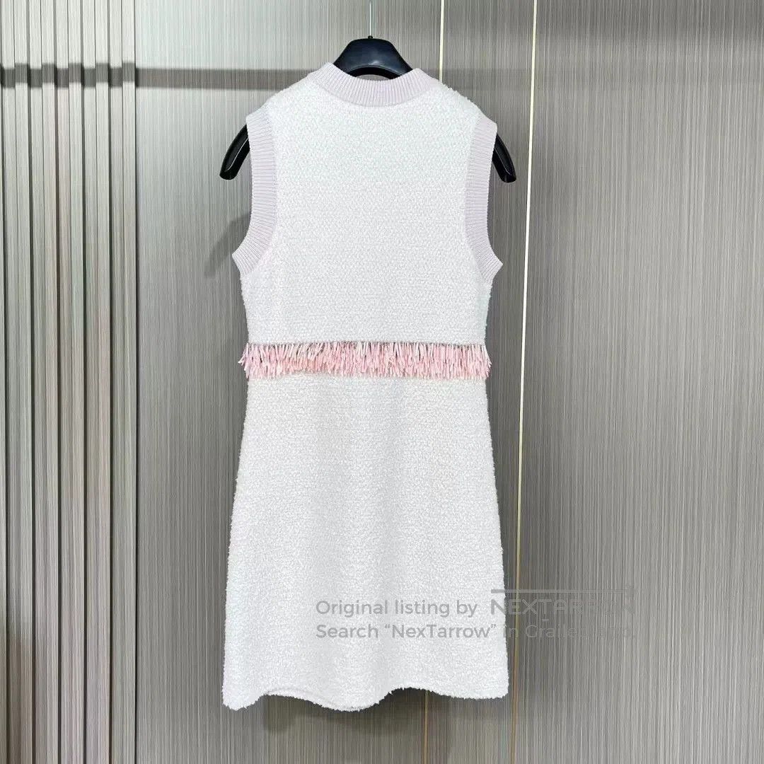 Lanvin Lanvin White Pink Sequin Cashmere Dress. Size S / US 4 / IT 40 - 2 Thumbnail