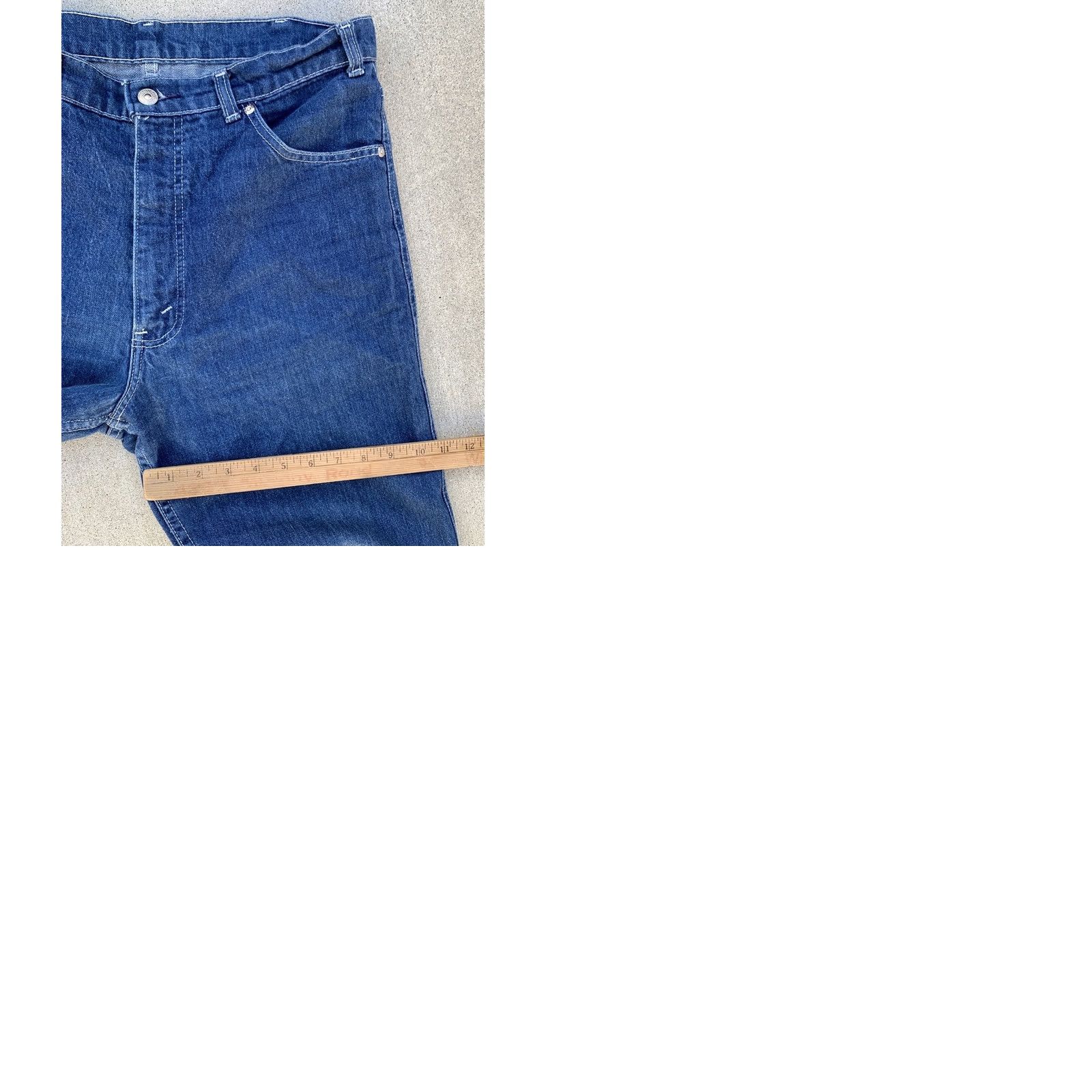 Levi's VINTAGE Levi’s Jeans 34 Regular 34 Inseam Blue Denim 5-Pocket Hippie Groovy 70s 80s Mens Jeans Size US 34 / EU 50 - 12 Thumbnail