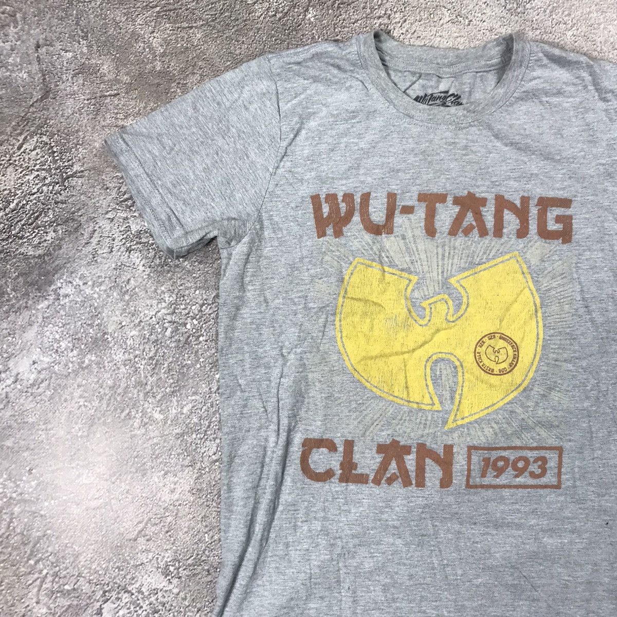 Vintage Vintage 90s Wu Tang Clan Graphic Tee Sun Faded Streetwear S Size US S / EU 44-46 / 1 - 3 Thumbnail