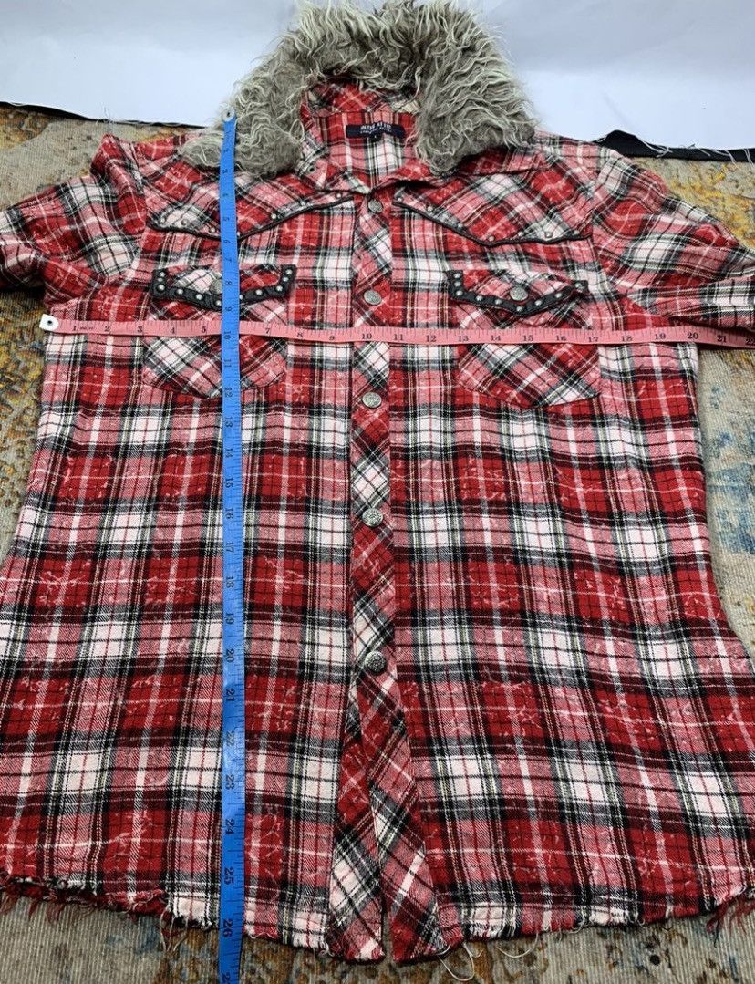20471120 In The Attic Faux Fur Dragon Distressed Button Down Size US L / EU 52-54 / 3 - 6 Thumbnail