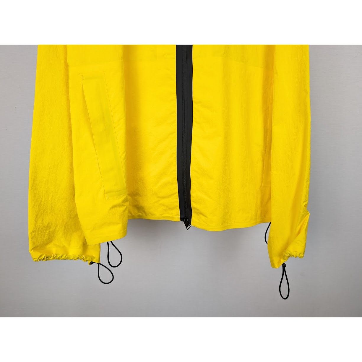 Bottega Veneta o1rshd1 Tech Nylon Blouson in Yellow Size US L / EU 52-54 / 3 - 13 Thumbnail