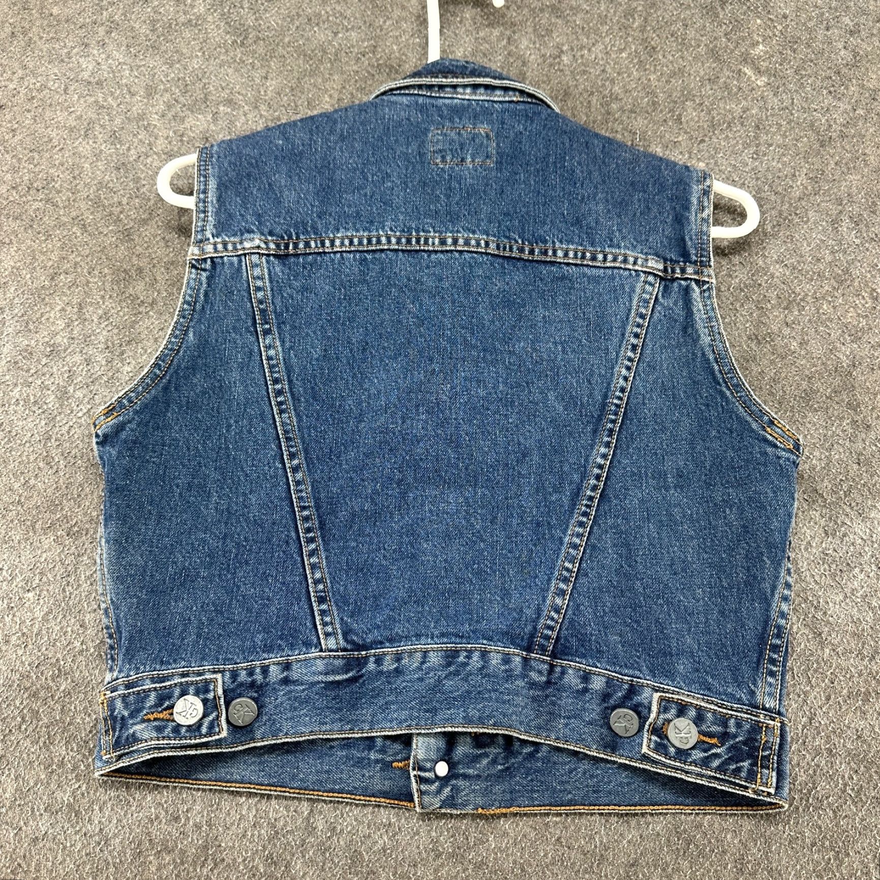 Calvin Klein VINTAGE Calvin Klein Vest Womens S Blue Denim Trucker 90s Crop Mid-Length Jacket/Coat Style Polo Jeans Co Fleece Zipper Button Logo Size S / US 4 / IT 40 - 5 Thumbnail