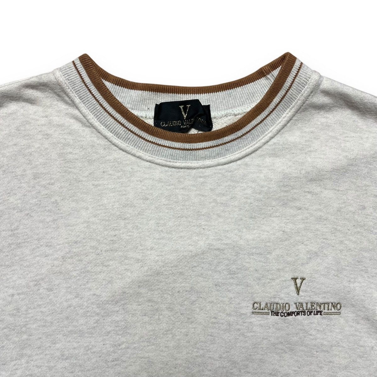 Vintage CLAUDIO VALENTINO PARIS EMBROIDERY LOGO SWEATSHIRT Size US L / EU 52-54 / 3 - 4 Thumbnail