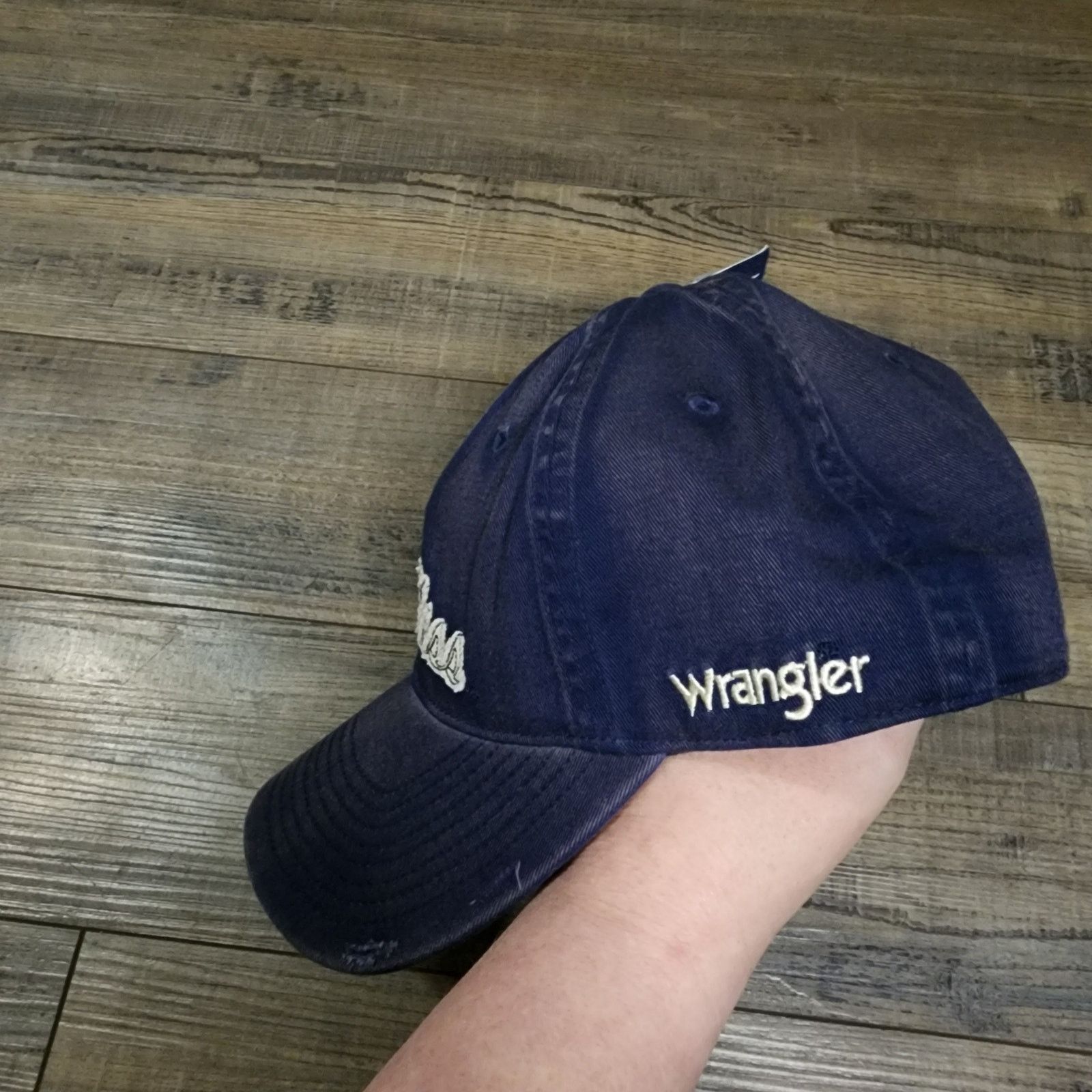 Wrangler New Wrangler Ole Miss distressed hat snapback cap cb Size ONE SIZE - 4 Thumbnail