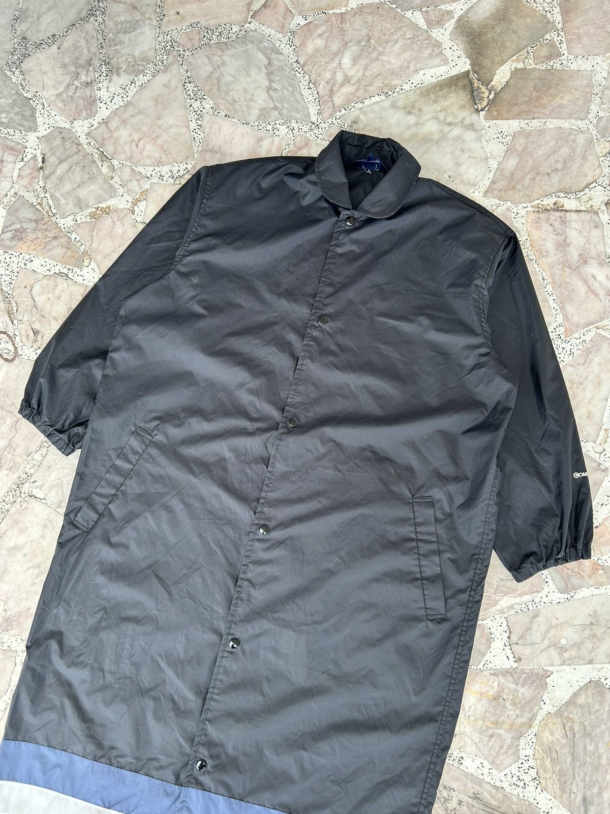Comme des Garcons Cdg black raincoat spellout on wrist Size US L / EU 52-54 / 3 - 4 Thumbnail