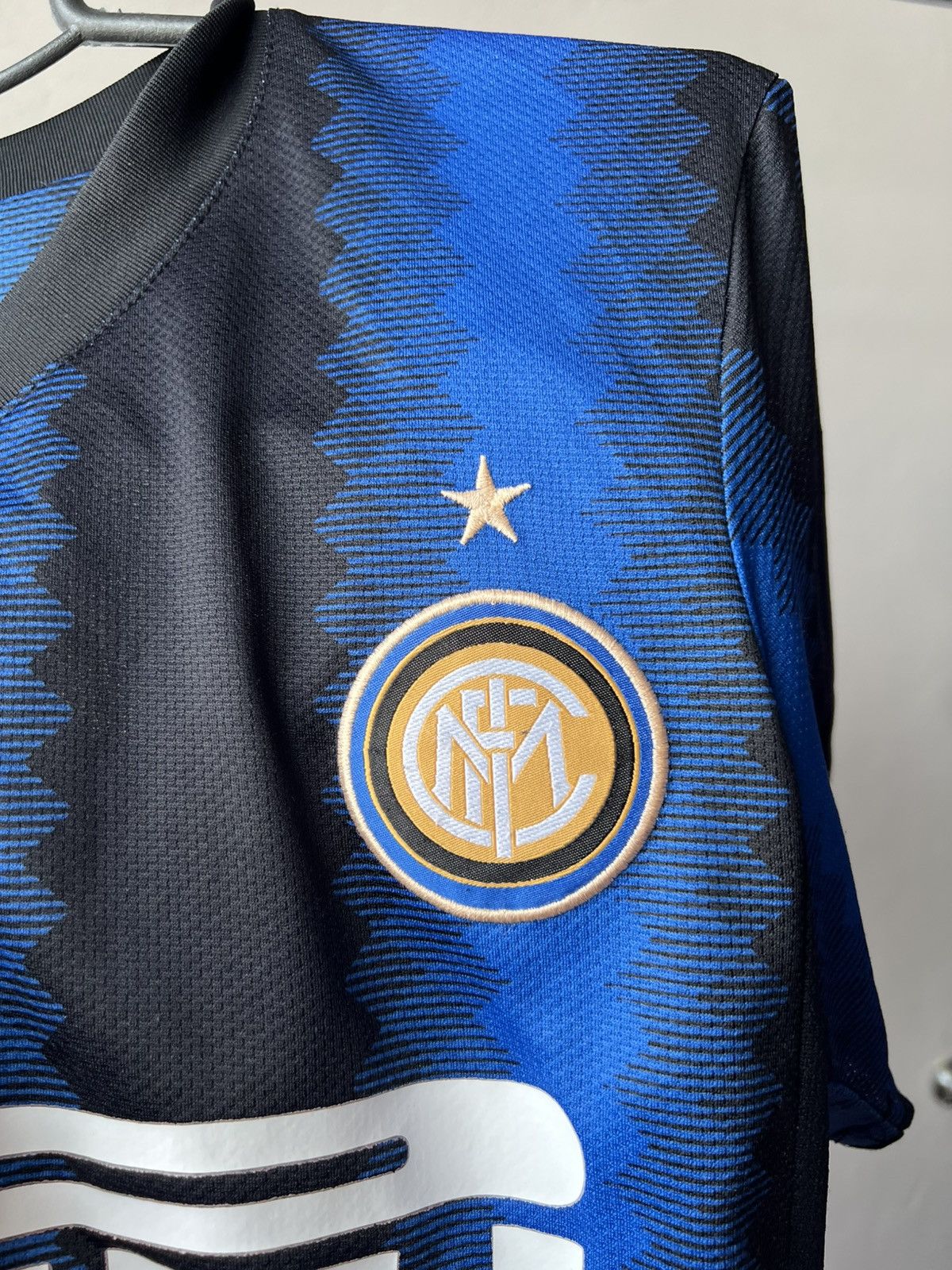 Nike 2010/11 INTER MILAN HOME RARE SOCCER JERSEY FOOTBALL SHIRT Size US M / EU 48-50 / 2 - 9 Thumbnail