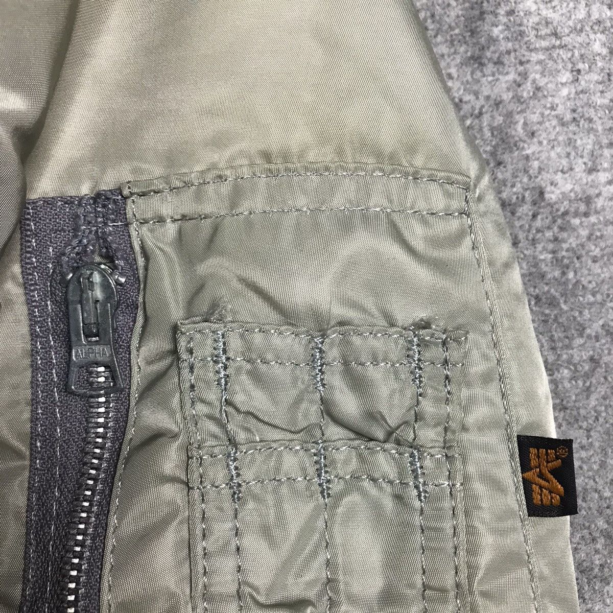 Other ALPHA INDUSTRIES MA-1 BOMBER JACKET Size US L / EU 52-54 / 3 - 6 Thumbnail