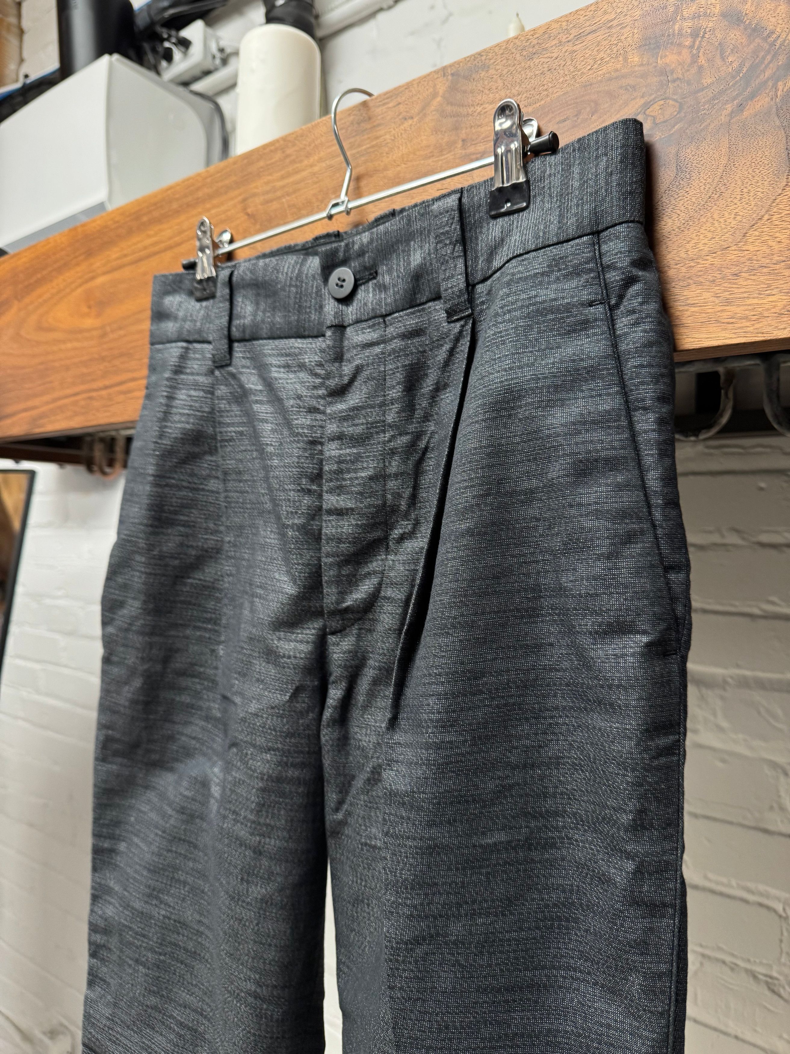 Issey Miyake Issey Miyake Flared Leg Black Pleated Trousers Size 26" / US 2 / IT 38 - 2 Thumbnail