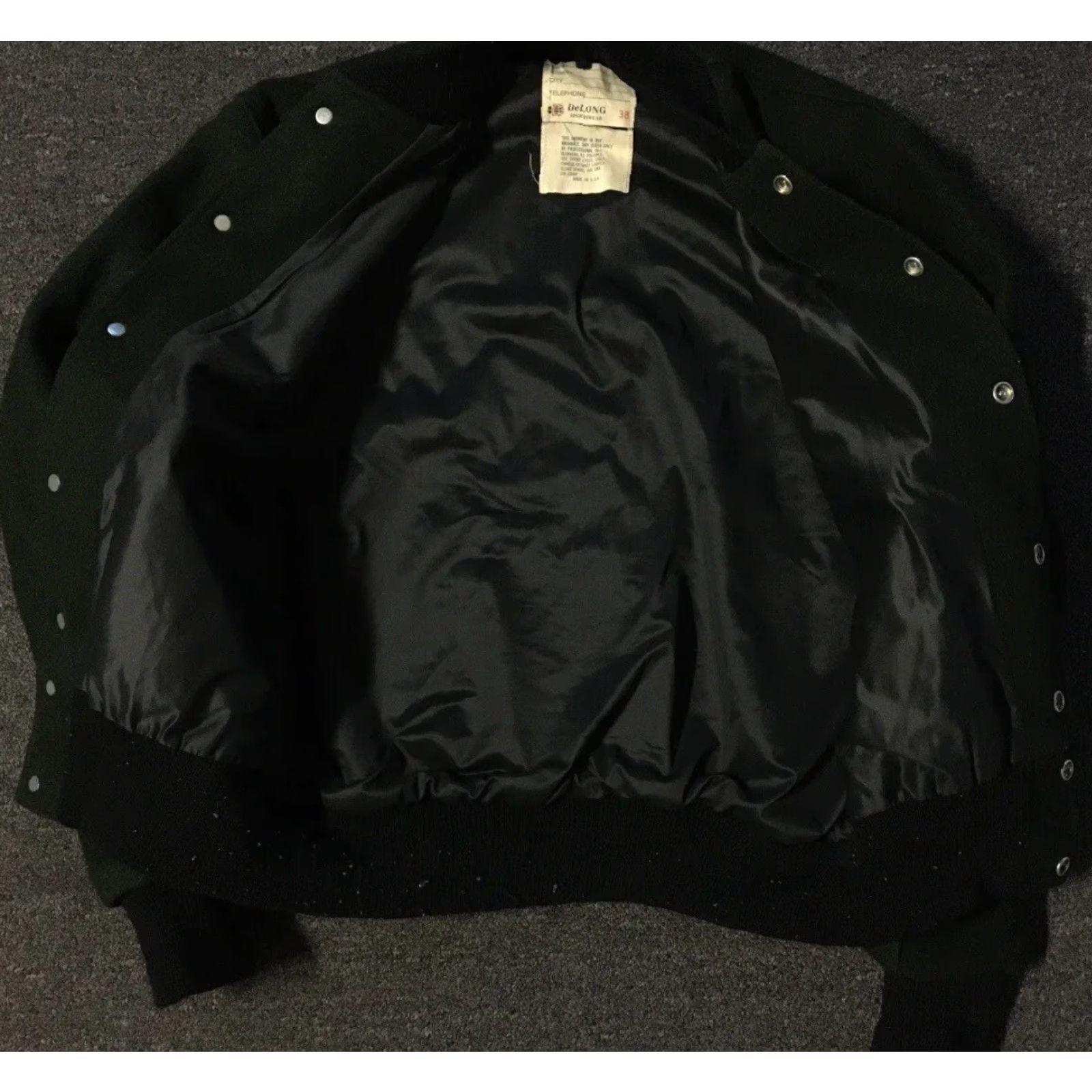 Vintage VINTAGE The Charmings TV Show Cast & Crew Varsity Jacket S Men Wool Green Columbia Pictures Bomber Jacket 80s 90s Retro Sports University USA Size US S / EU 44-46 / 1 - 5 Thumbnail
