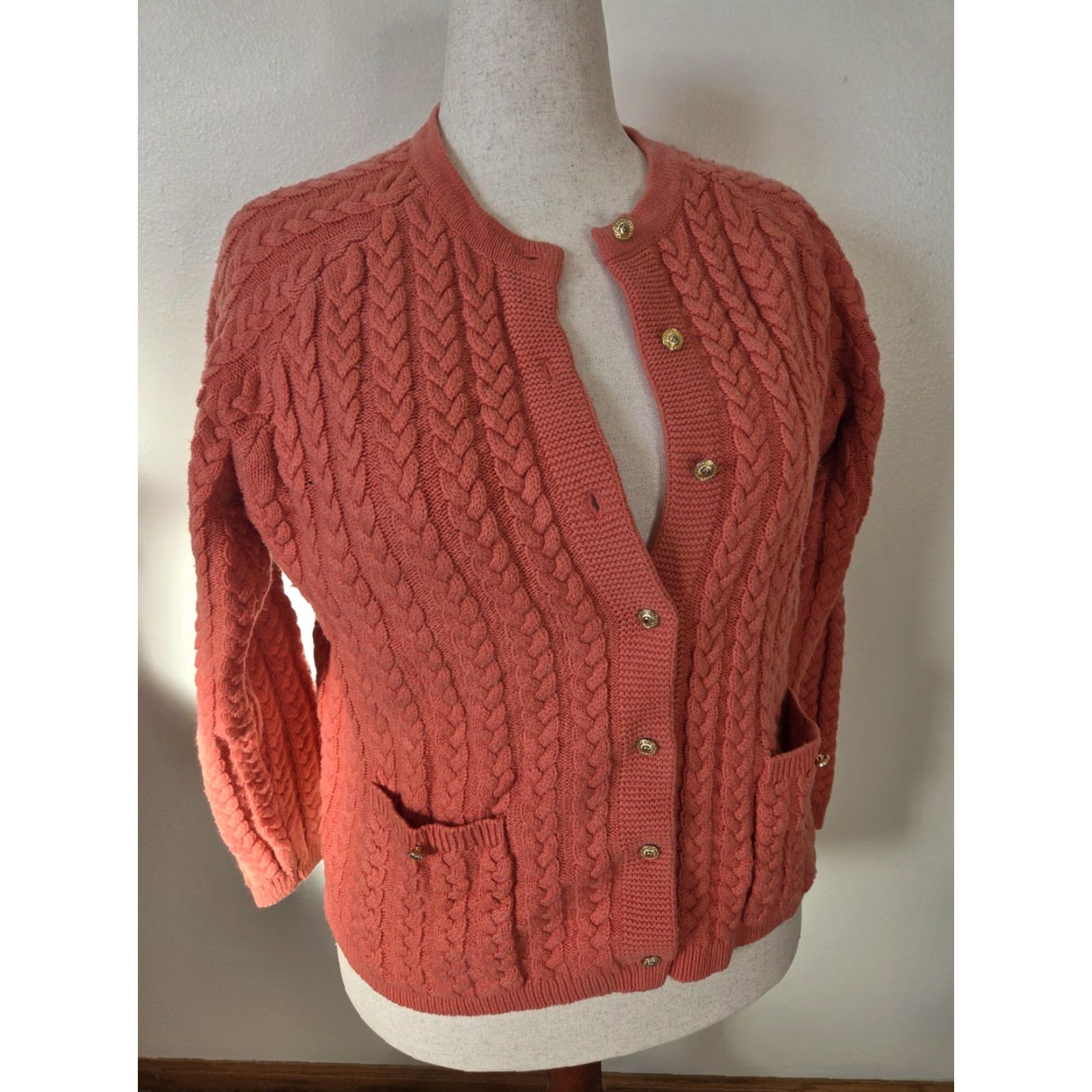 Pinko VINTAGE Cardigan Sweater Womens Large Coral Pink Gold Buttons Knit Pullover Crew Neck Long Sleeve Casual Womens Size L / US 10 / IT 46 - 2 Thumbnail