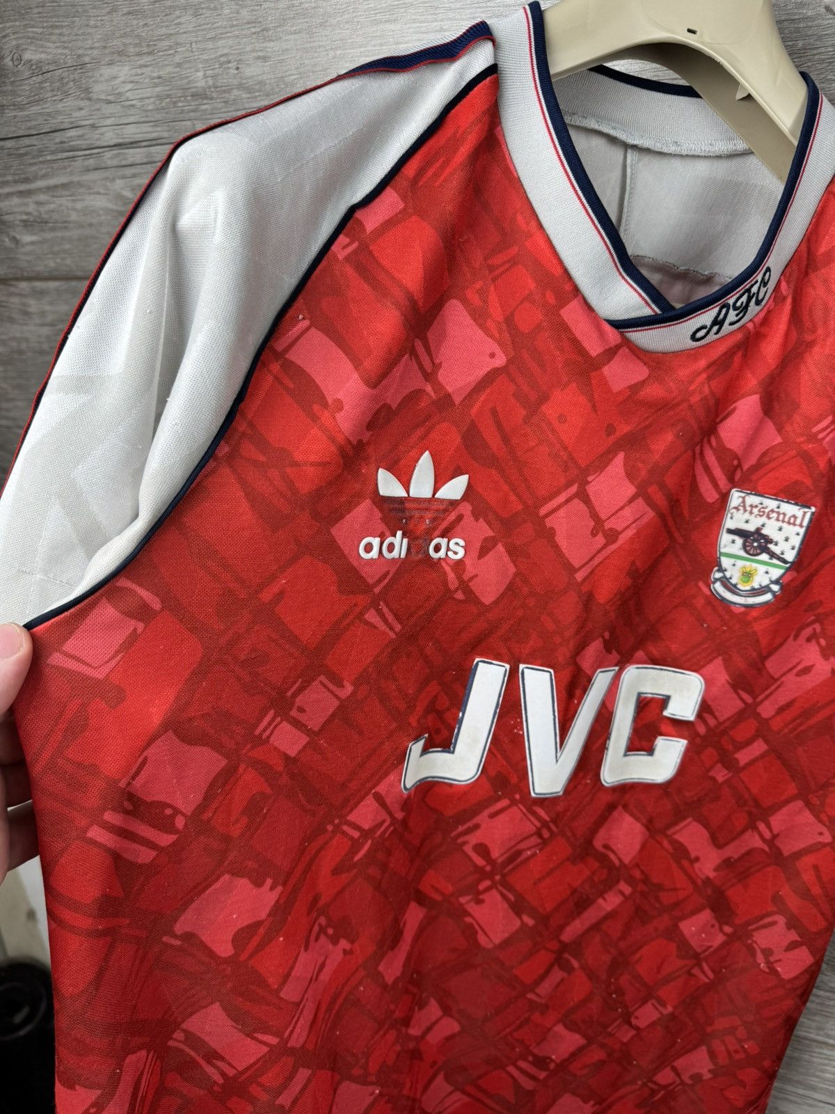 Japanese Brand Arsenal Adidas JVC Vintage Jersey Shirt Mens 1990 1991 1992 Size US L / EU 52-54 / 3 - 10 Thumbnail