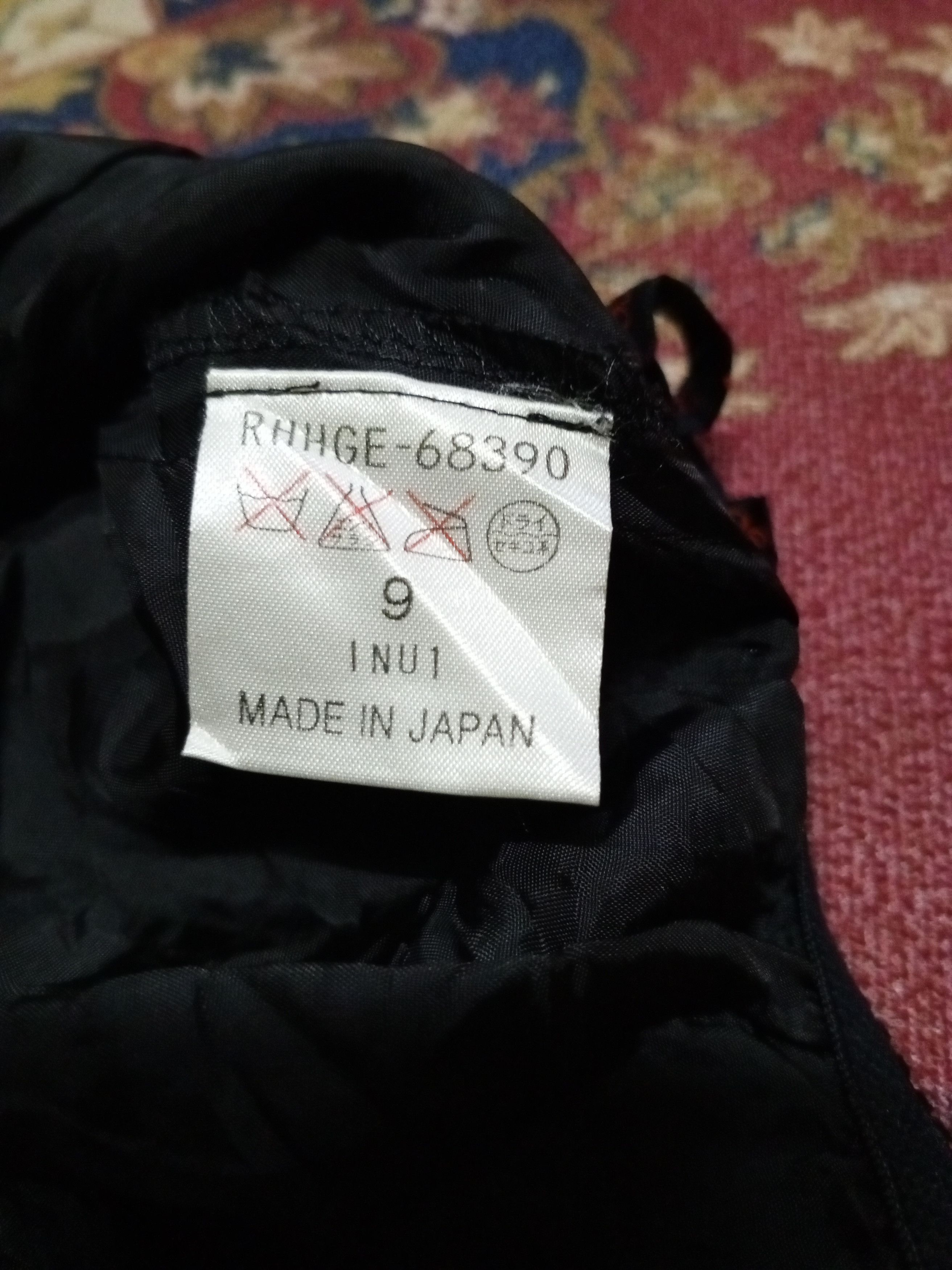 Japanese Brand Rare vintage skirts black by Issey Miyake Size 30" / US 8 / IT 44 - 8 Thumbnail