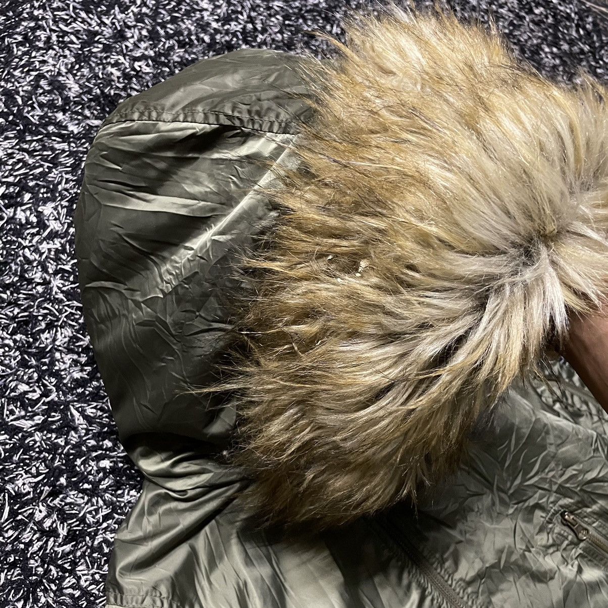 If Six Was Nine × Japanese Brand × Le Grande Bleu (L.G.B.) 🔔Hot Item🔔- Earth Music & Ecology Fur Hood Jacket Lgb Style Size US S / EU 44-46 / 1 - 4 Thumbnail