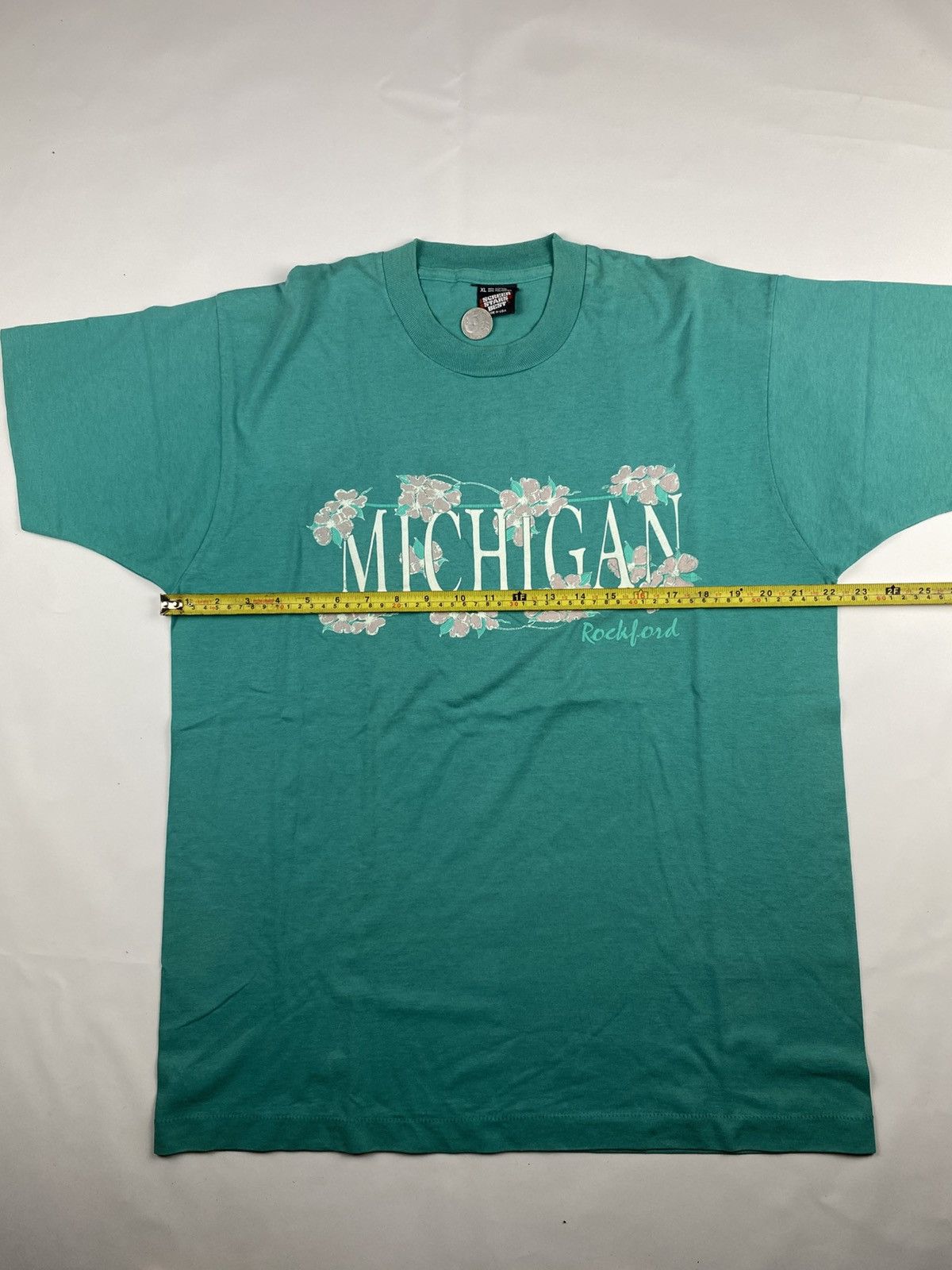 Vintage Vintage Art Hawaii Michigan 90s Tshirt Size US XL / EU 56 / 4 - 7 Thumbnail